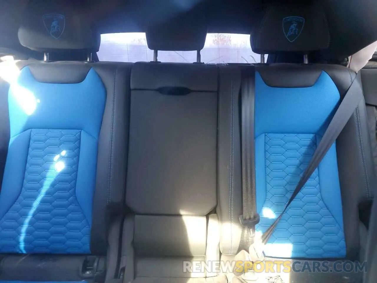 10 Фотография поврежденного автомобиля ZPBUA1ZL9LLA06747 LAMBORGHINI ALL MODELS 2020