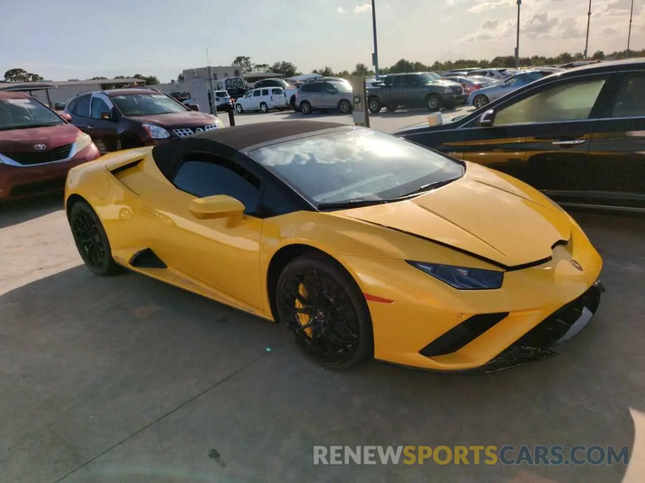 4 Photograph of a damaged car ZHWUT5ZF1PLA23321 LAMBORGHINI ALL MODELS 2023
