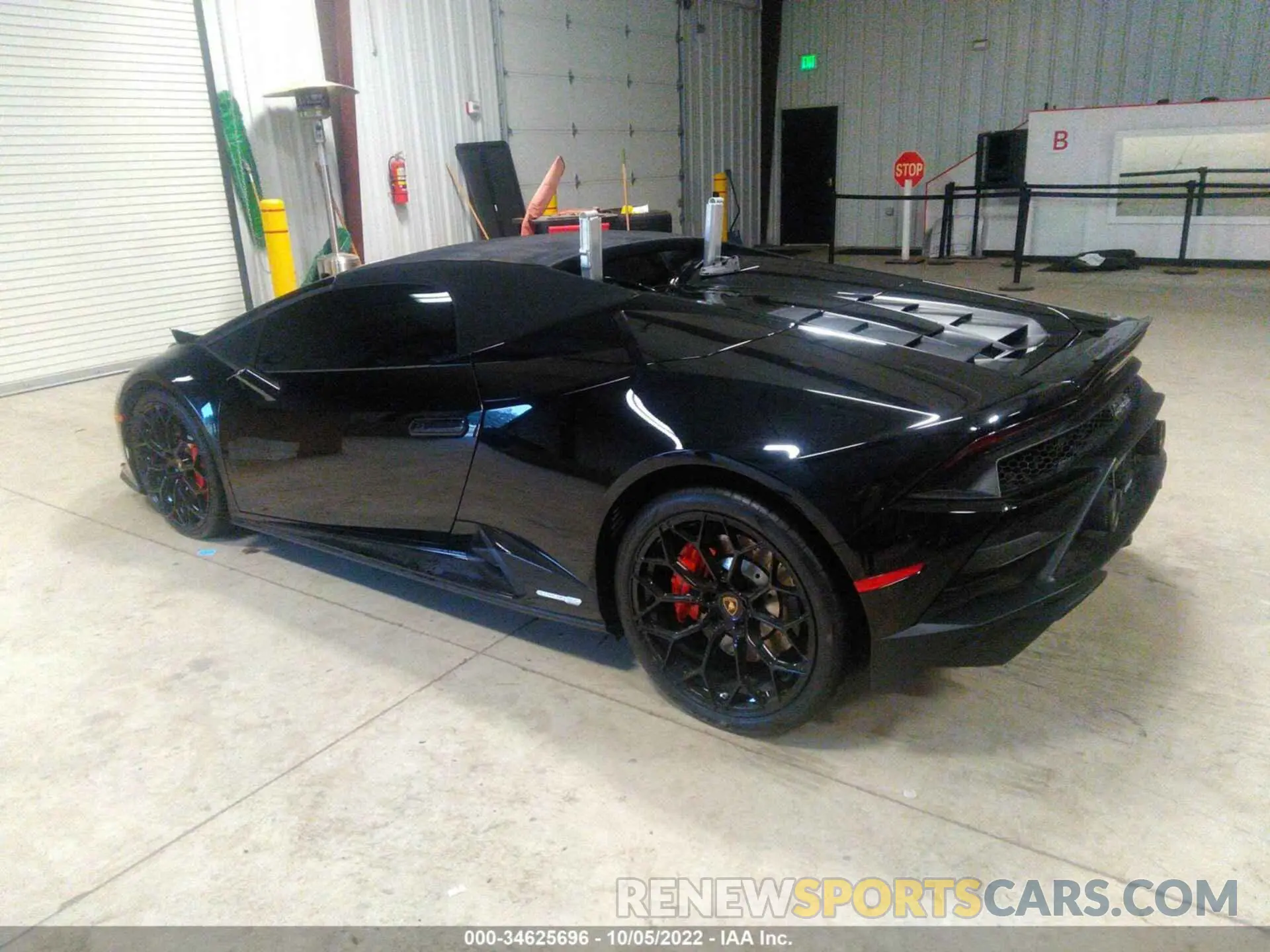 3 Фотография поврежденного автомобиля ZHWUT5ZF3LLA15022 LAMBORGHINI HURACAN EVO 2020