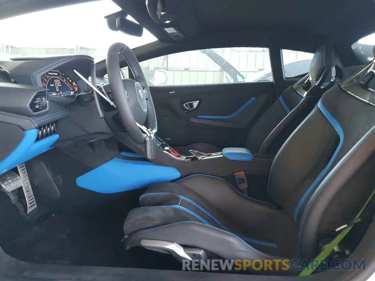 7 Photograph of a damaged car ZHWUB6ZFXRLA26374 LAMBORGHINI HURACAN TE 2024