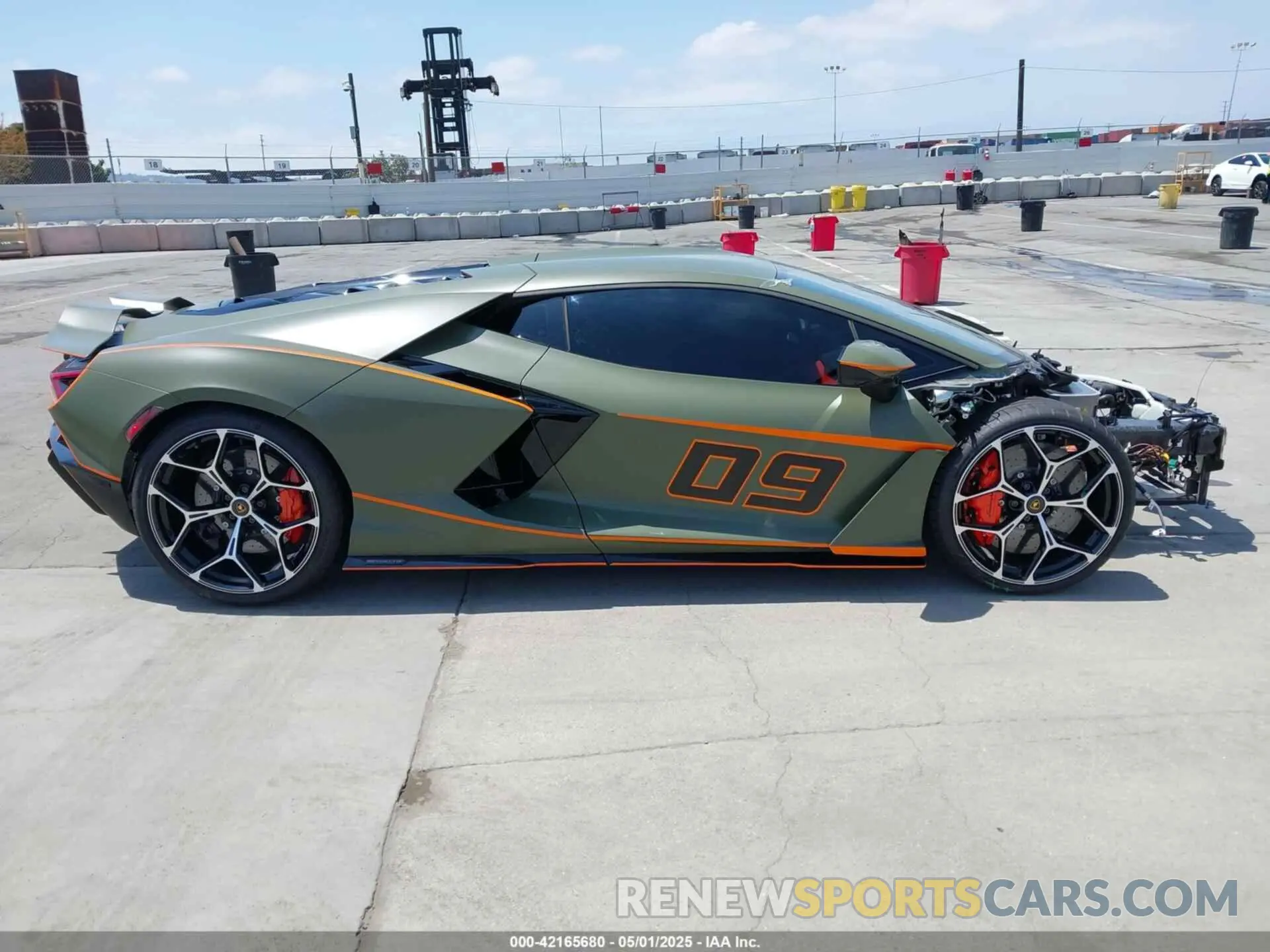 14 Photograph of a damaged car ZHWUC1ZM9RLA00251 LAMBORGHINI REVUELTO 2024