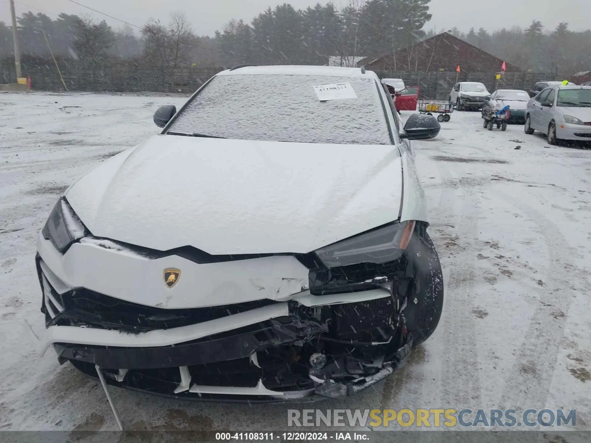 10 Photograph of a damaged car ZPBUA1ZL0KLA02164 LAMBORGHINI URUS 2019