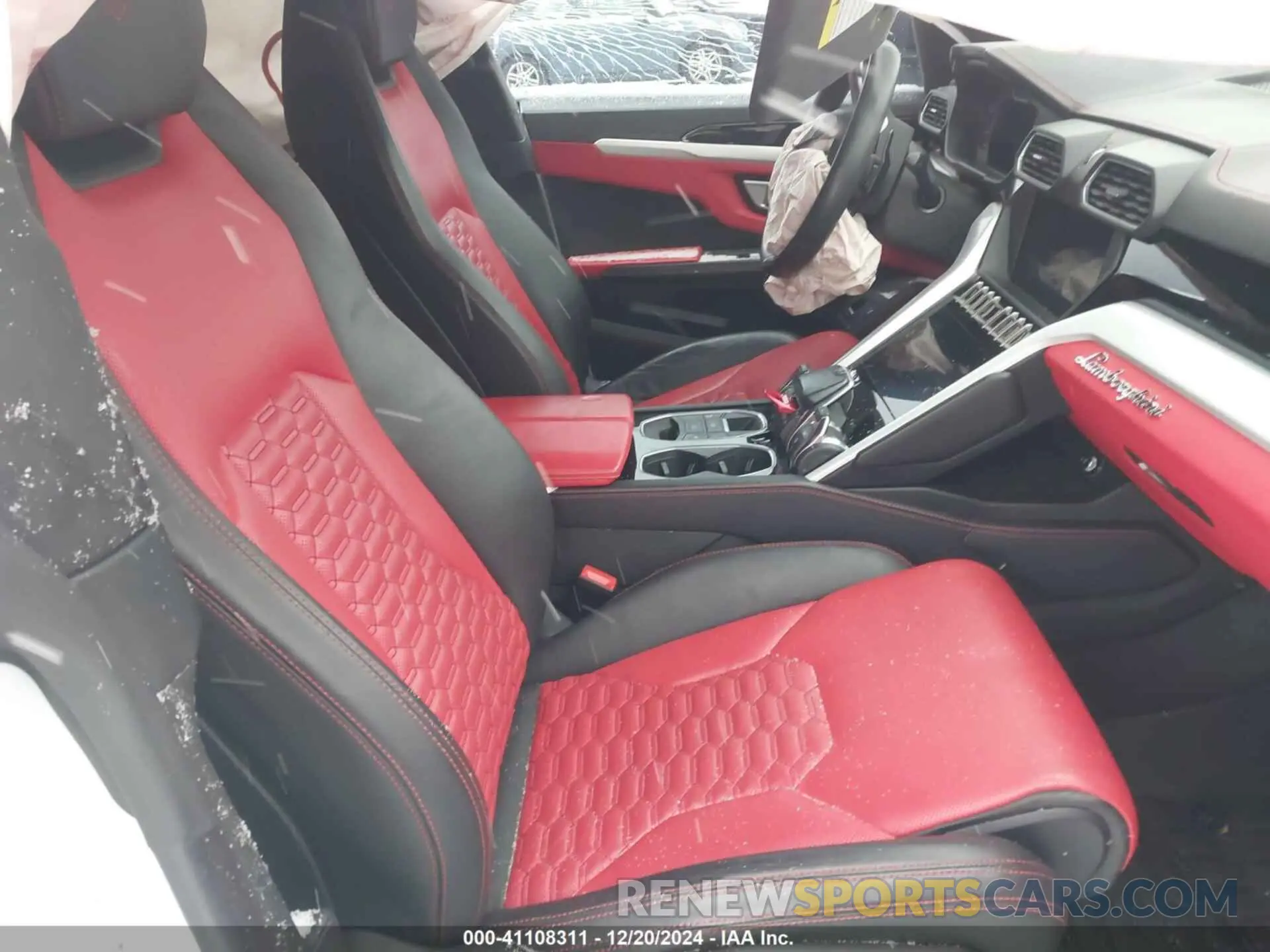 5 Photograph of a damaged car ZPBUA1ZL0KLA02164 LAMBORGHINI URUS 2019