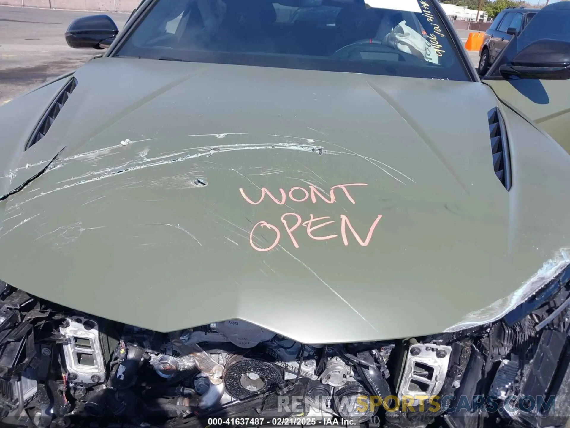 10 Photograph of a damaged car ZPBUB3ZL9RLA30855 LAMBORGHINI URUS 2024