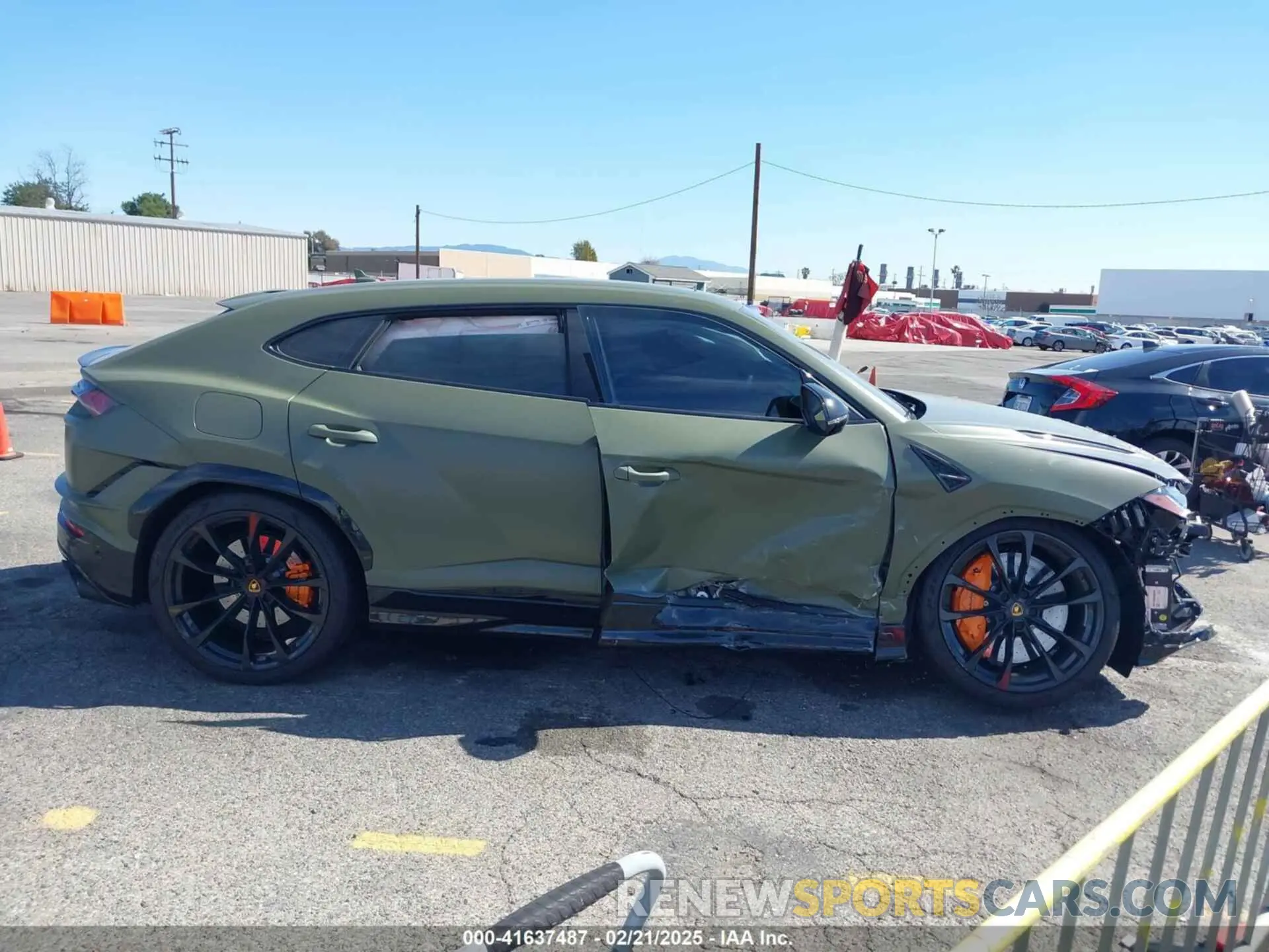 12 Photograph of a damaged car ZPBUB3ZL9RLA30855 LAMBORGHINI URUS 2024