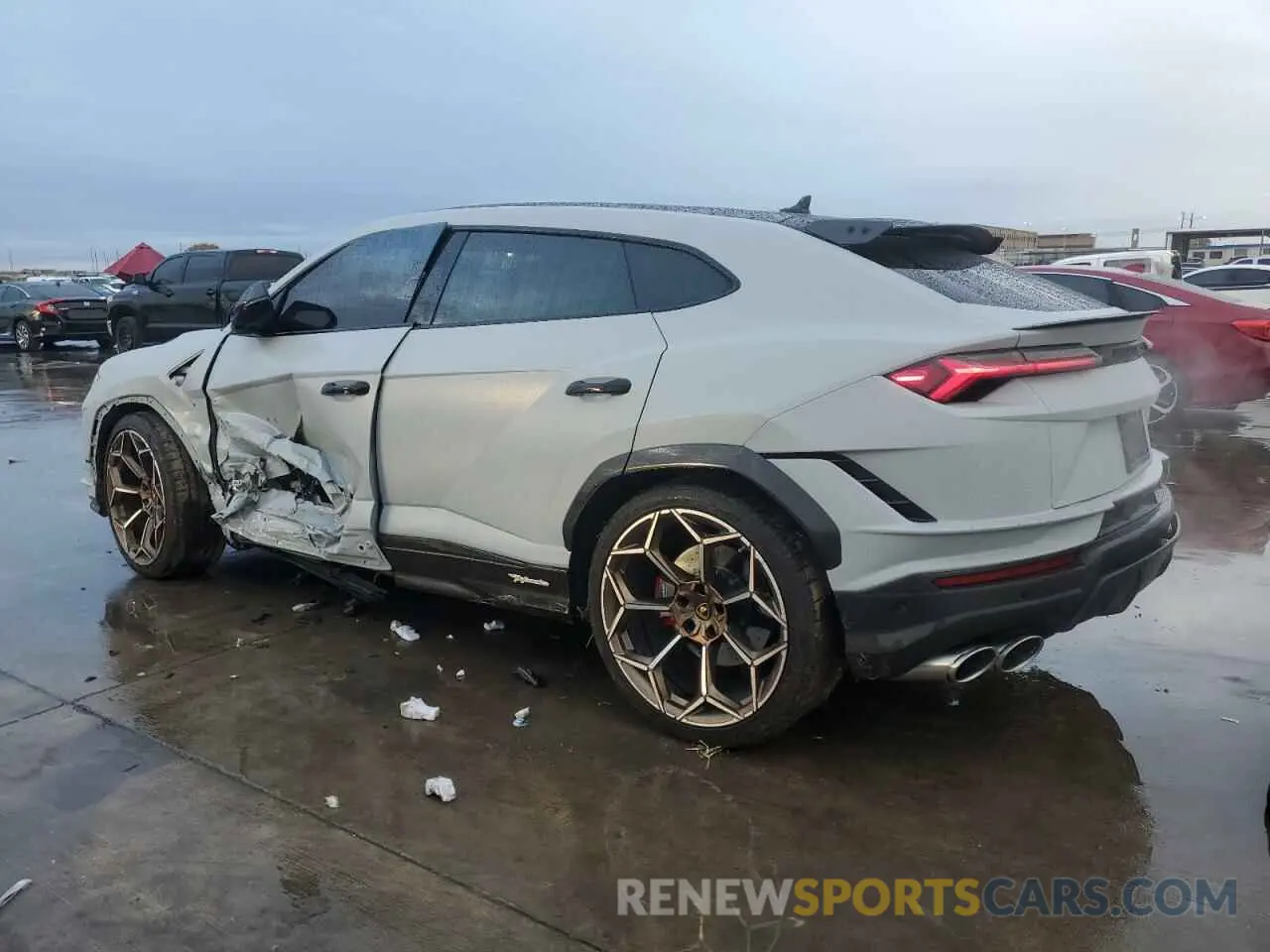 2 Photograph of a damaged car ZPBUC3ZL1PLA27460 LAMBORGHINI URUS PERFO 2023