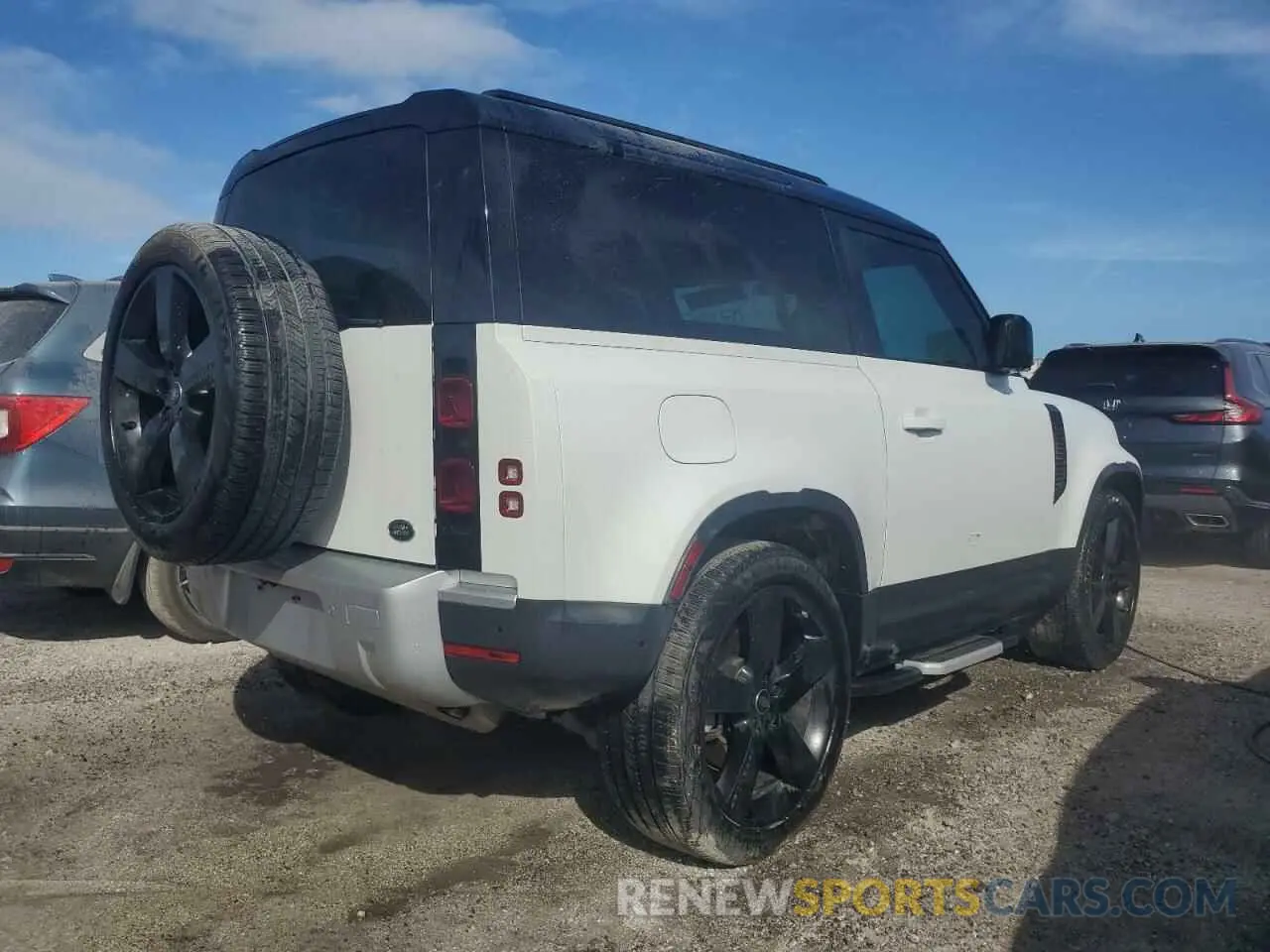 3 Photograph of a damaged car SALEP6EU9P2163110 LAND ROVER ALL OTHER 2023