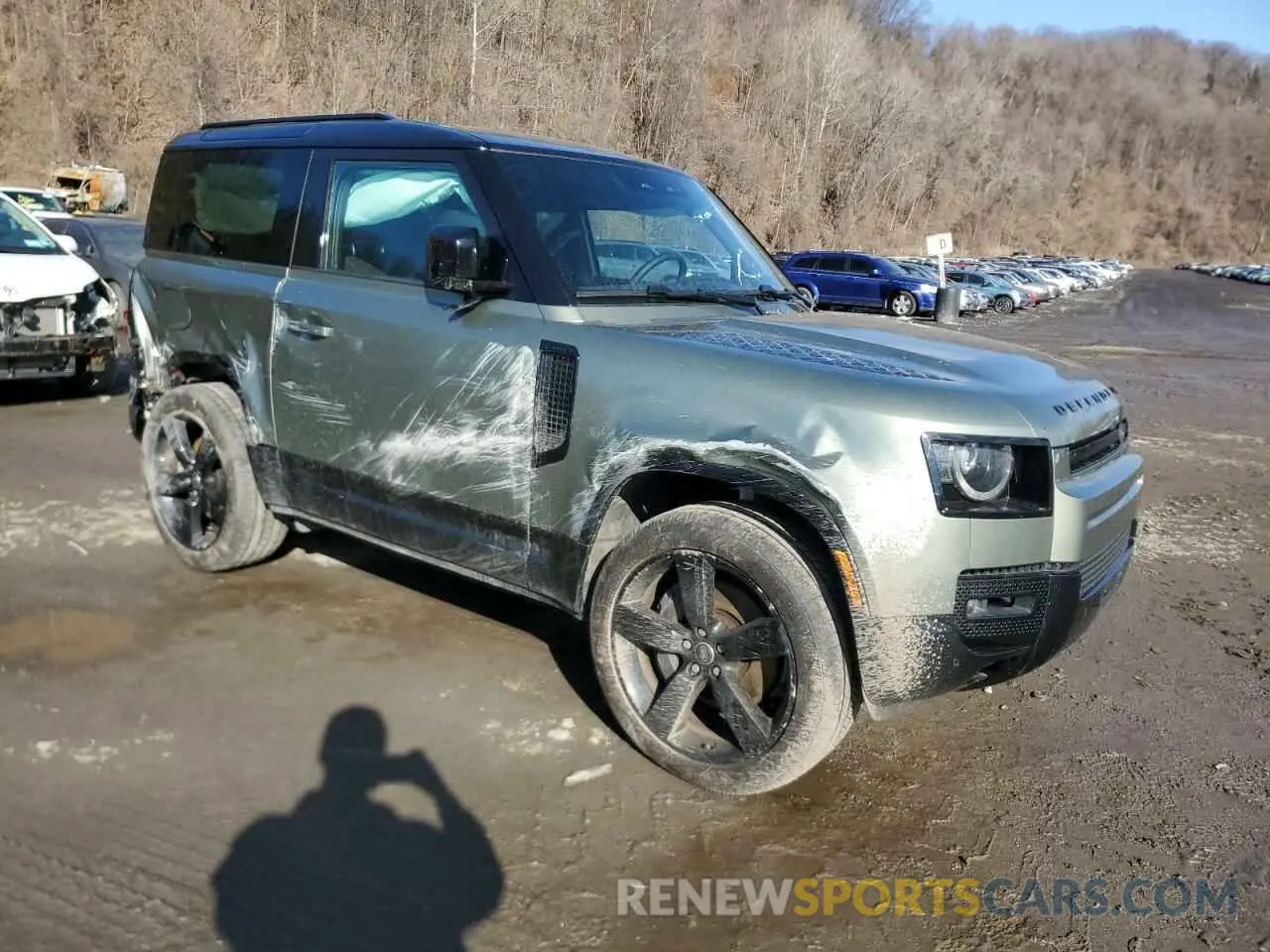 4 Photograph of a damaged car SALE26EU1S2367035 LAND ROVER ALL OTHER 2025