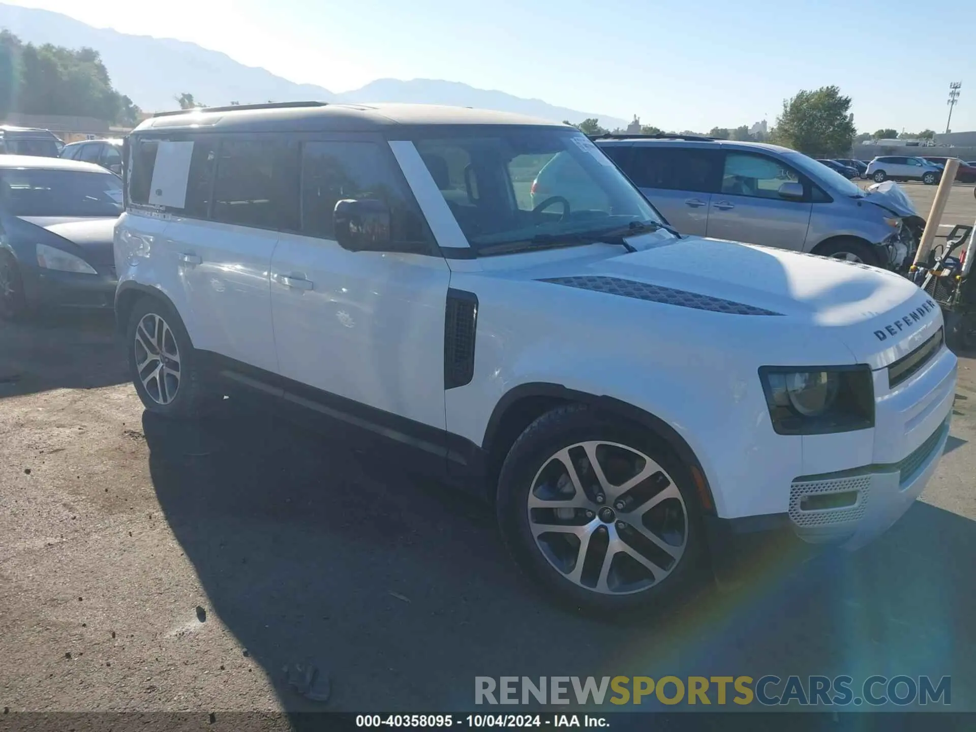 1 Фотография поврежденного автомобиля SALE9EEU4L2028194 LAND ROVER DEFENDER 2020