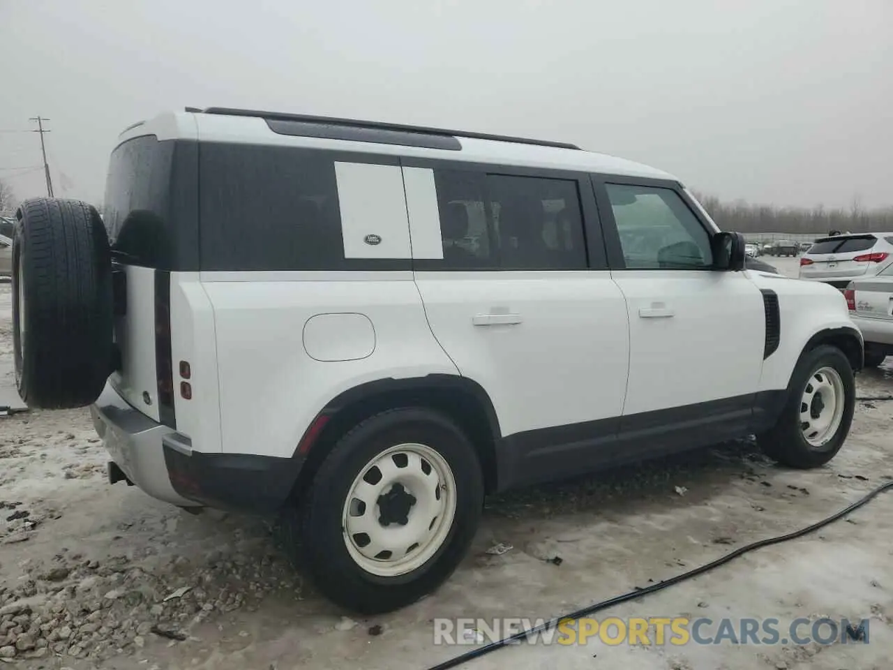 3 Photograph of a damaged car SALEKEEX5L2019955 LAND ROVER DEFENDER 2020