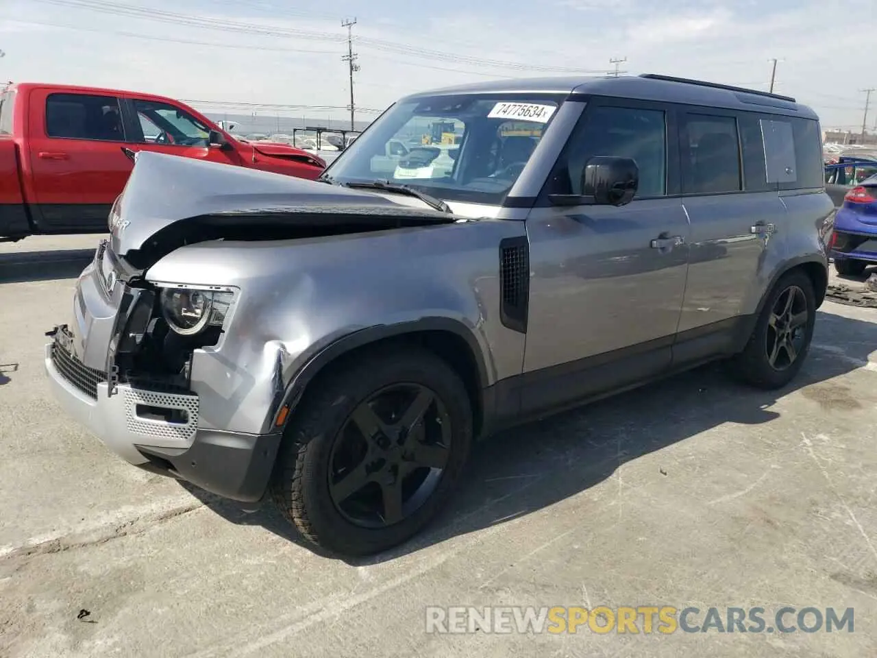 1 Photograph of a damaged car SALEP7EU2L2019110 LAND ROVER DEFENDER 2020