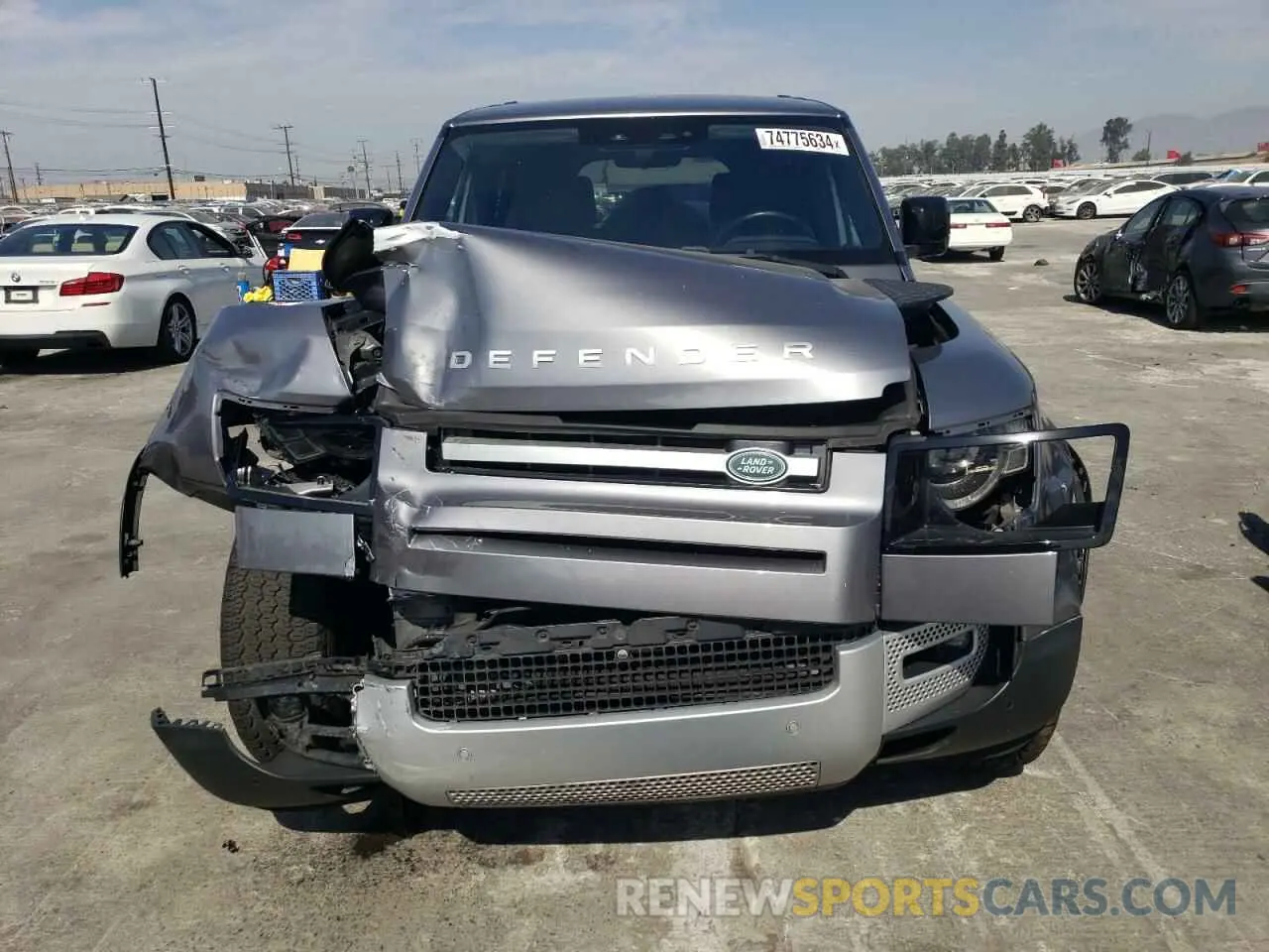5 Photograph of a damaged car SALEP7EU2L2019110 LAND ROVER DEFENDER 2020