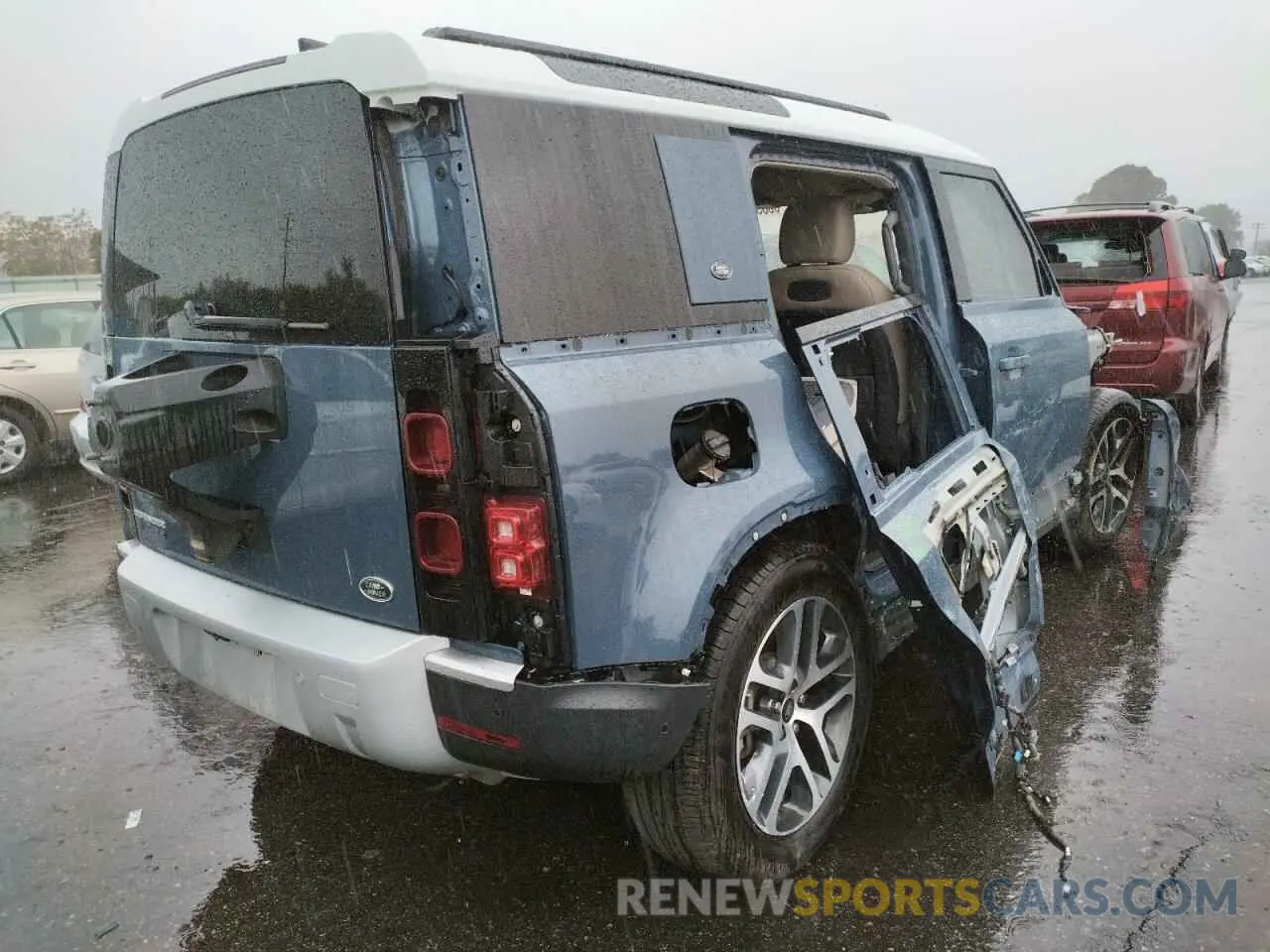 4 Фотография поврежденного автомобиля SALEP7EU2L2025361 LAND ROVER DEFENDER 2020