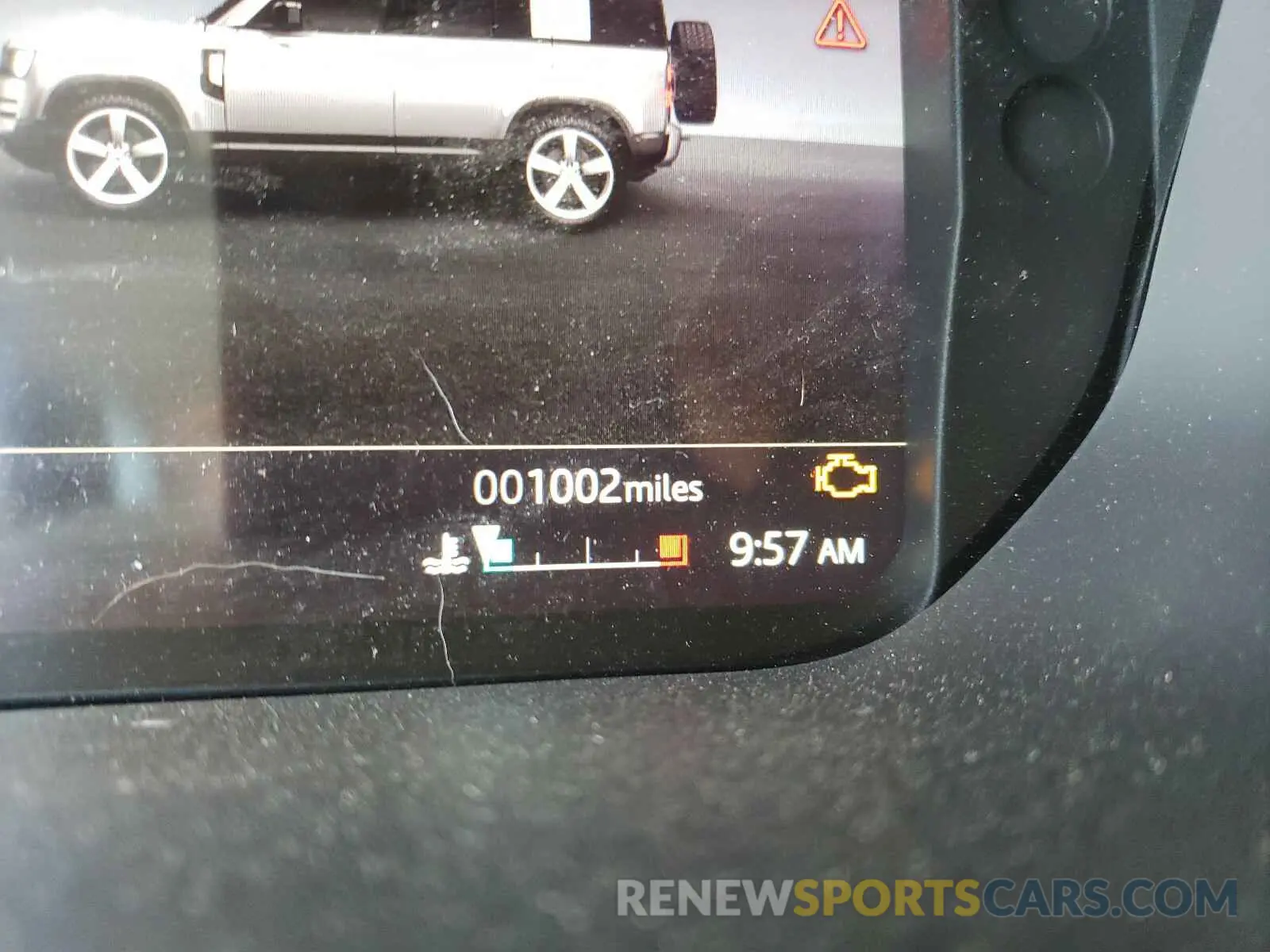 8 Photograph of a damaged car SALEP7EU8L2018026 LAND ROVER DEFENDER 2020