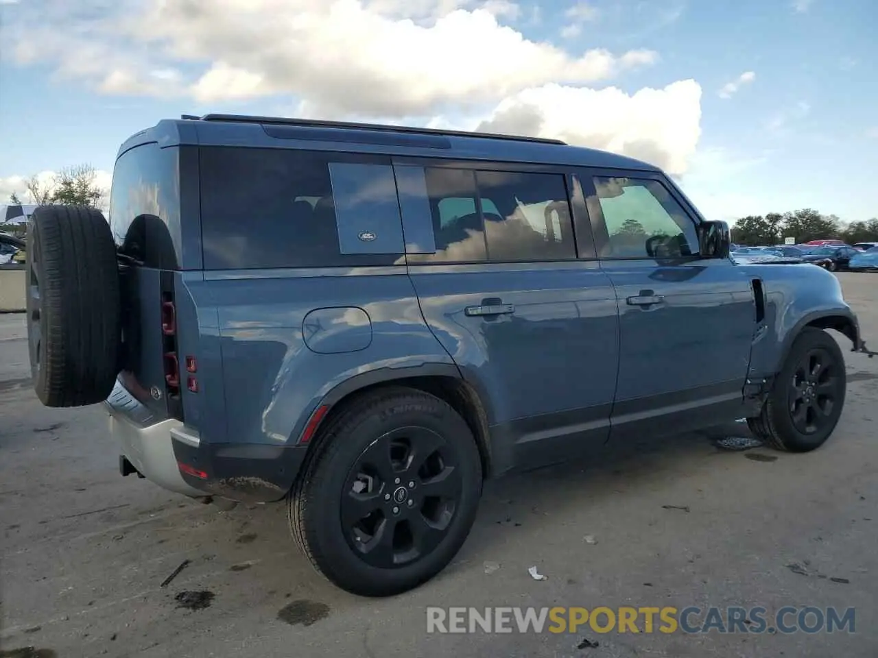 3 Фотография поврежденного автомобиля SALEPEEU6L2025416 LAND ROVER DEFENDER 2020