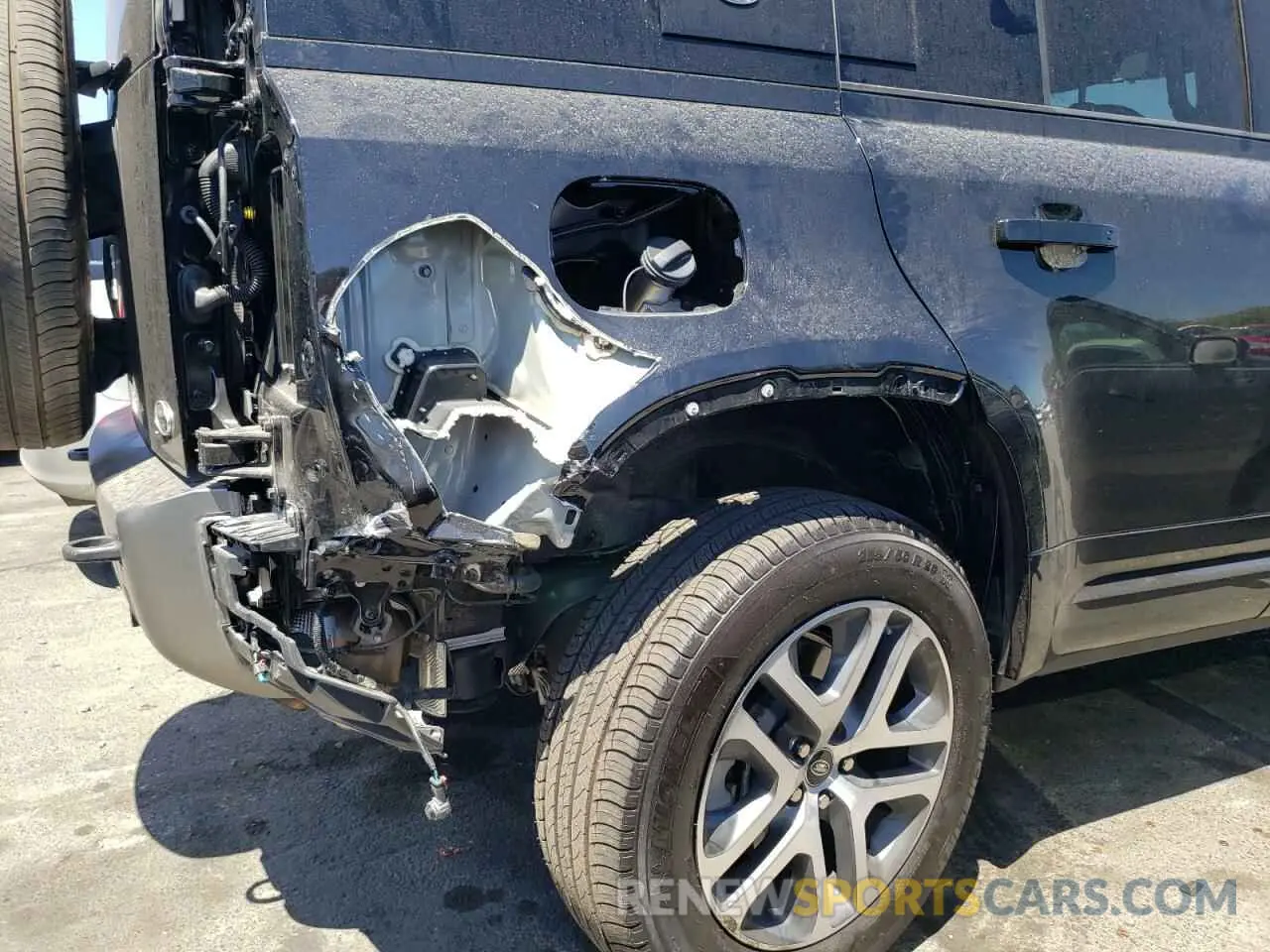 9 Photograph of a damaged car SALE3ERU5M2042361 LAND ROVER DEFENDER 2021