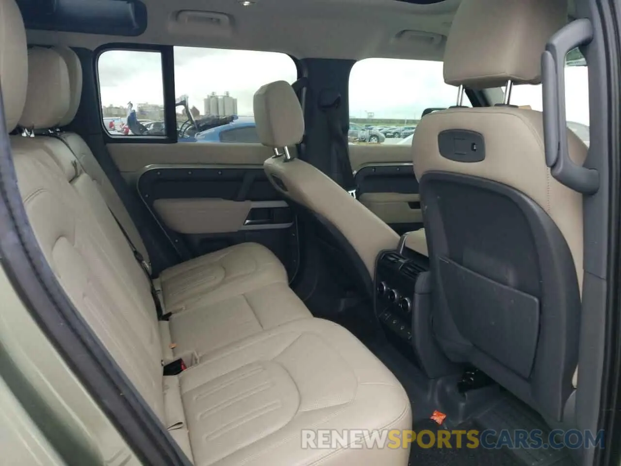 11 Photograph of a damaged car SALEP7RU9M2050527 LAND ROVER DEFENDER 2021