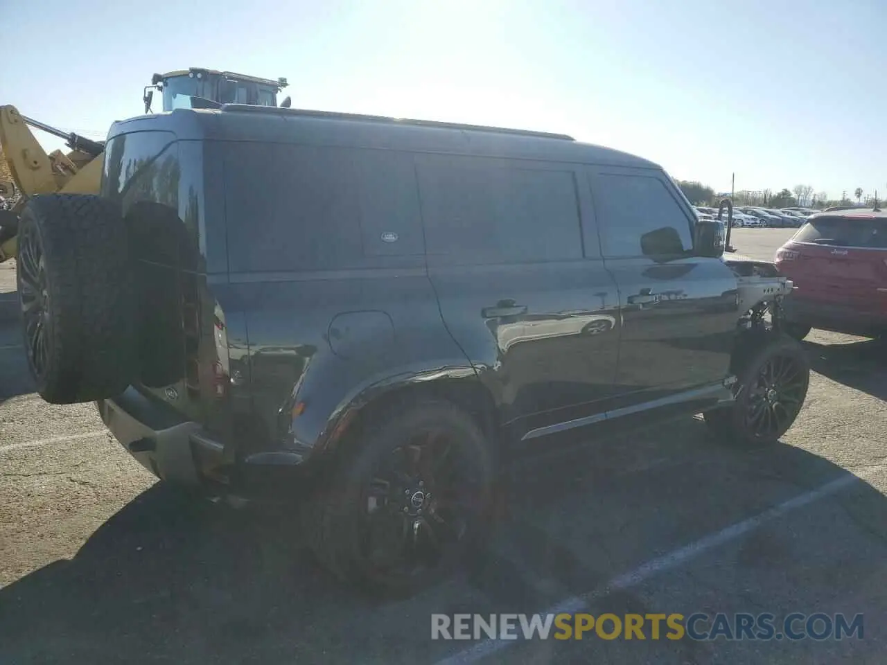 3 Фотография поврежденного автомобиля SALE27RU2N2079576 LAND ROVER DEFENDER 2022