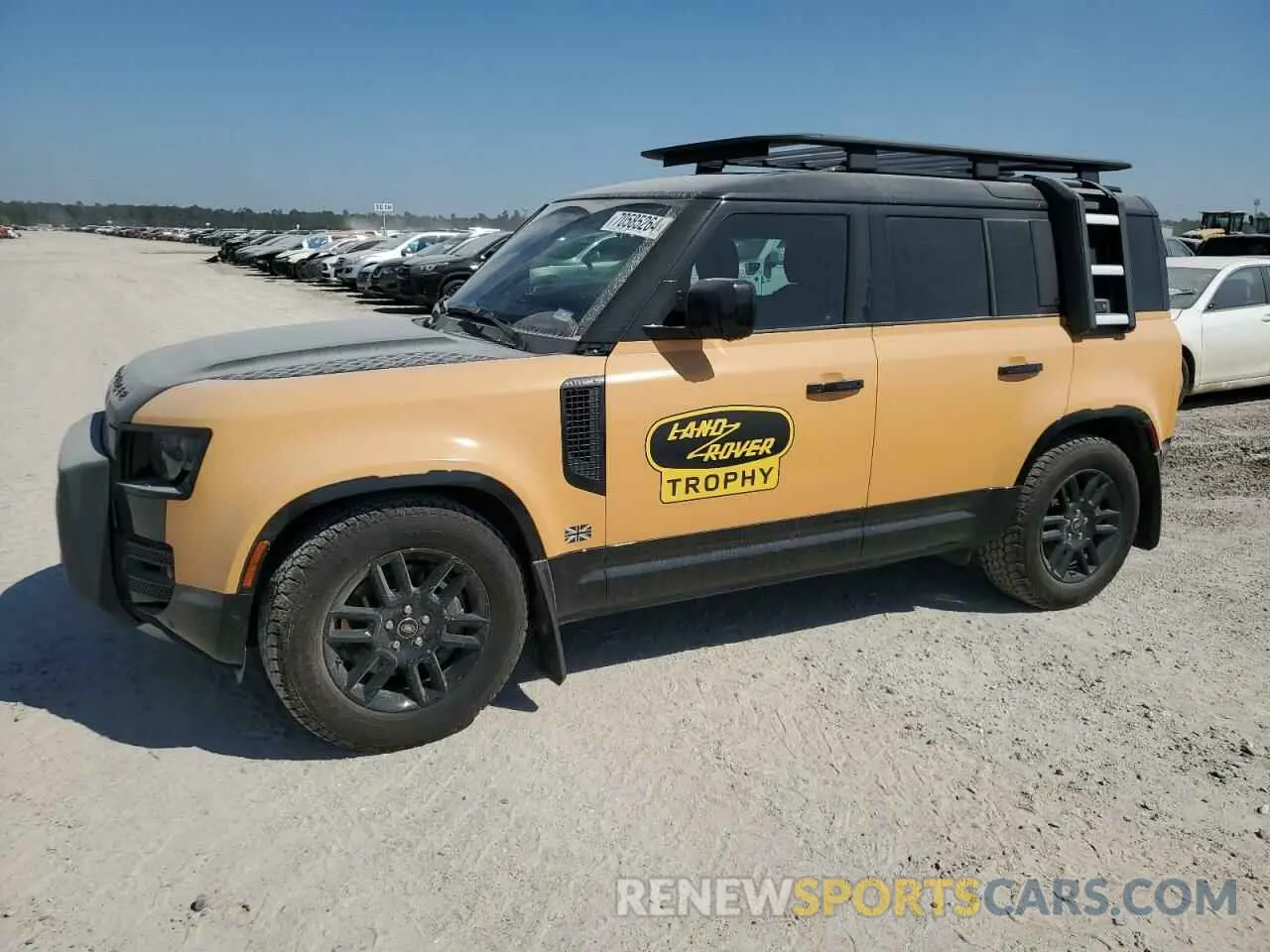 1 Photograph of a damaged car SALE27RUXN2070009 LAND ROVER DEFENDER 2022