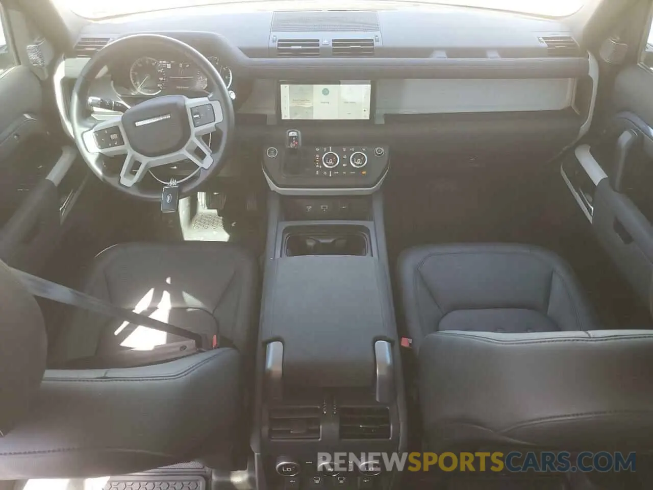 8 Photograph of a damaged car SALEJ7RX1N2090601 LAND ROVER DEFENDER 2022