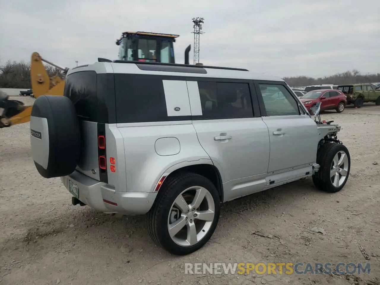 3 Photograph of a damaged car SALEW7RU2N2105551 LAND ROVER DEFENDER 2022