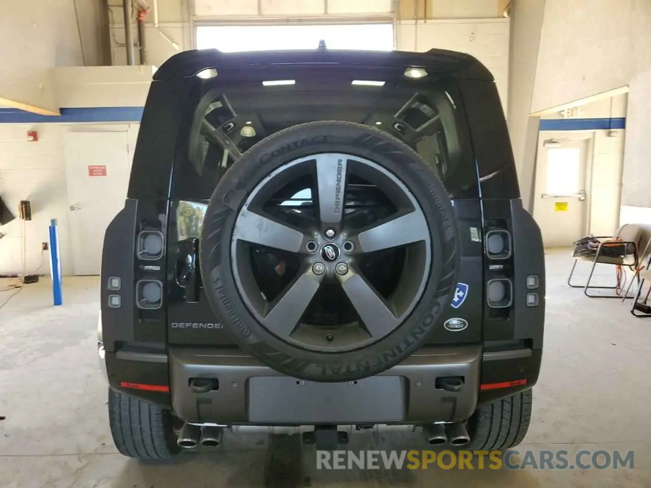 6 Фотография поврежденного автомобиля SALEWEREXN2107089 LAND ROVER DEFENDER 2022