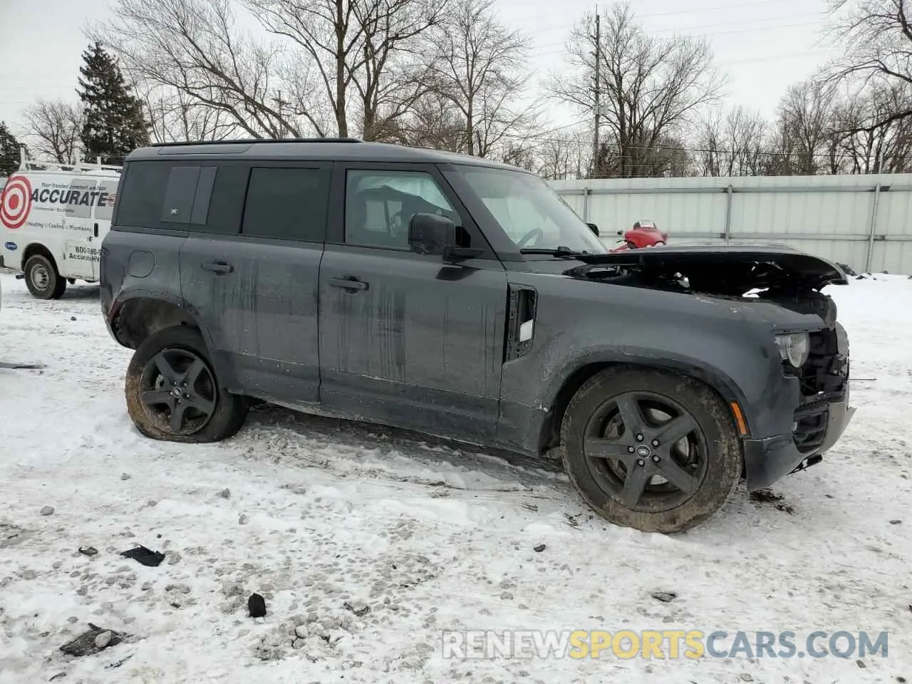 4 Photograph of a damaged car SALE2EEU5P2131828 LAND ROVER DEFENDER 2023