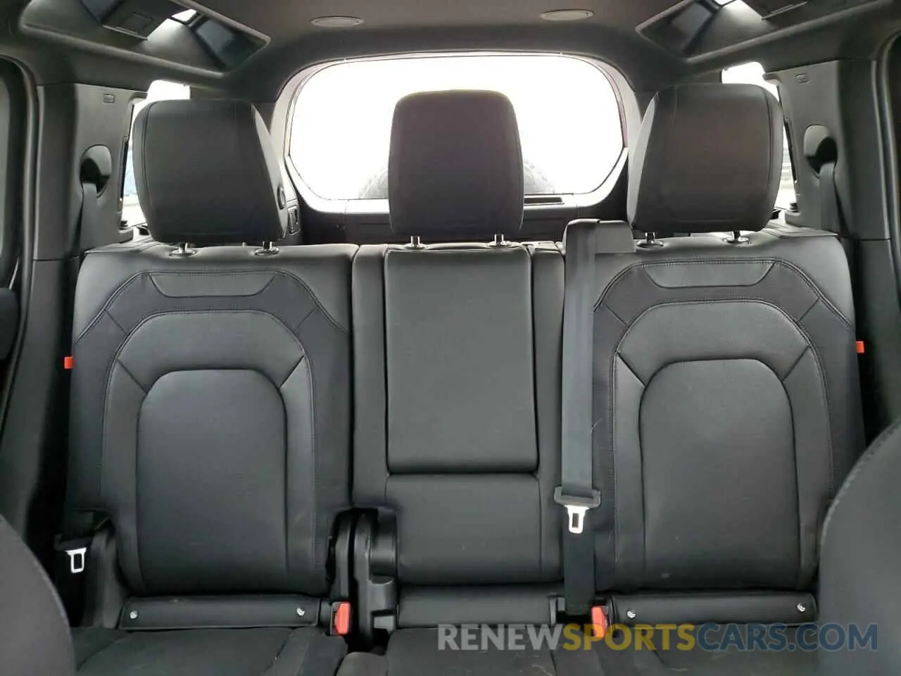 10 Фотография поврежденного автомобиля SALE2EEU9P2231950 LAND ROVER DEFENDER 2023
