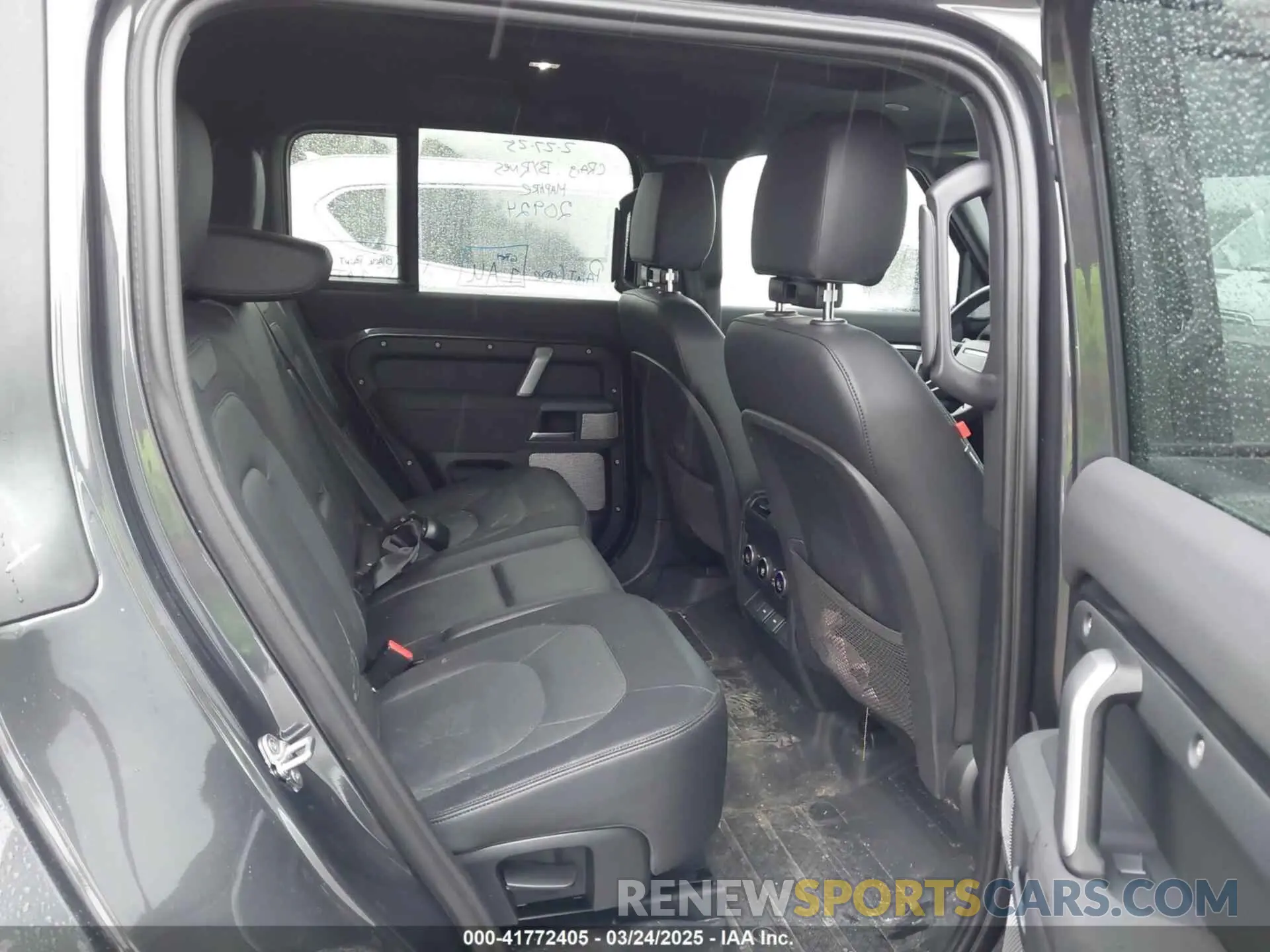 8 Фотография поврежденного автомобиля SALE2FEU3P2204717 LAND ROVER DEFENDER 2023
