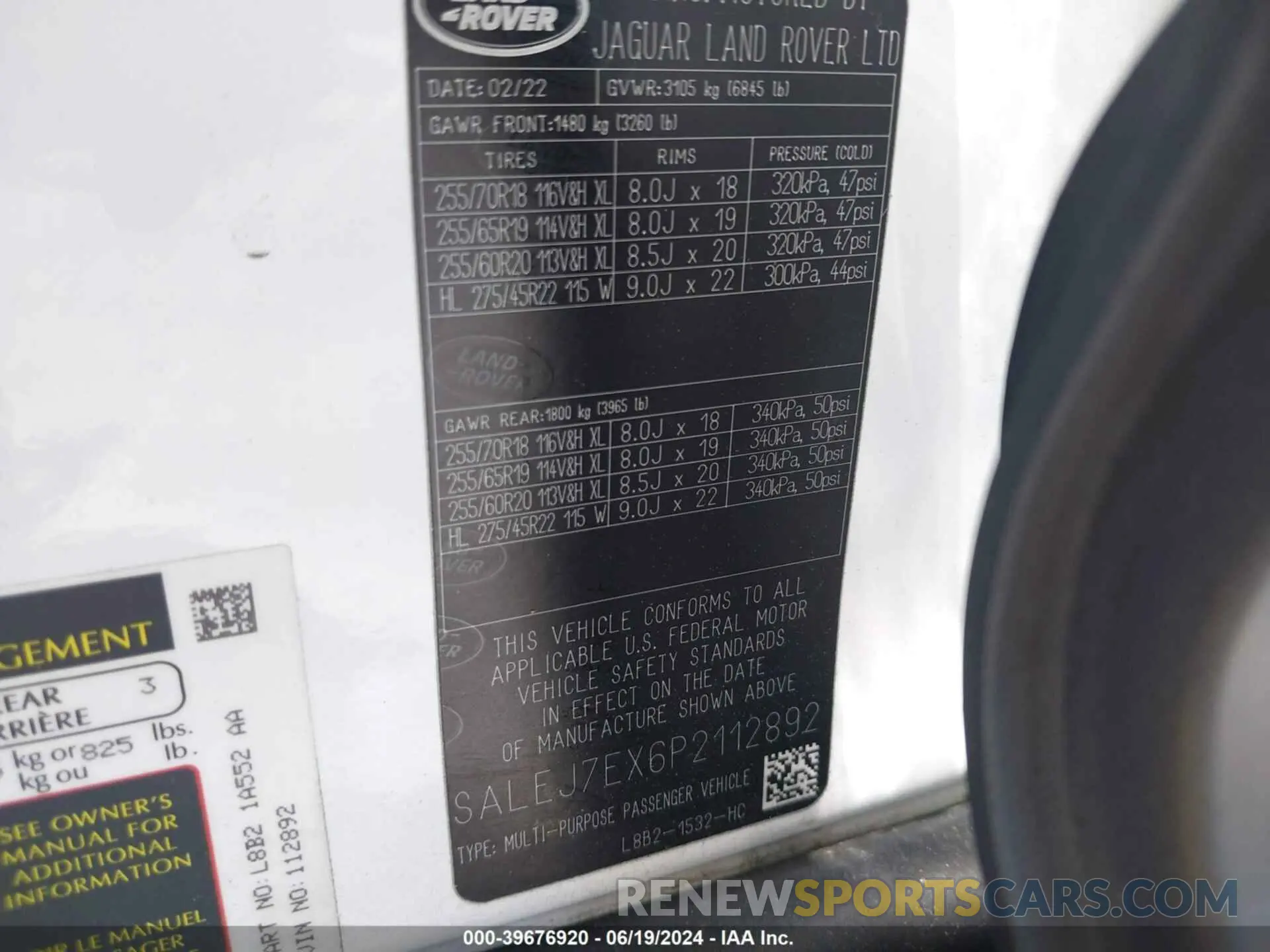 9 Photograph of a damaged car SALEJ7EX6P2112892 LAND ROVER DEFENDER 2023