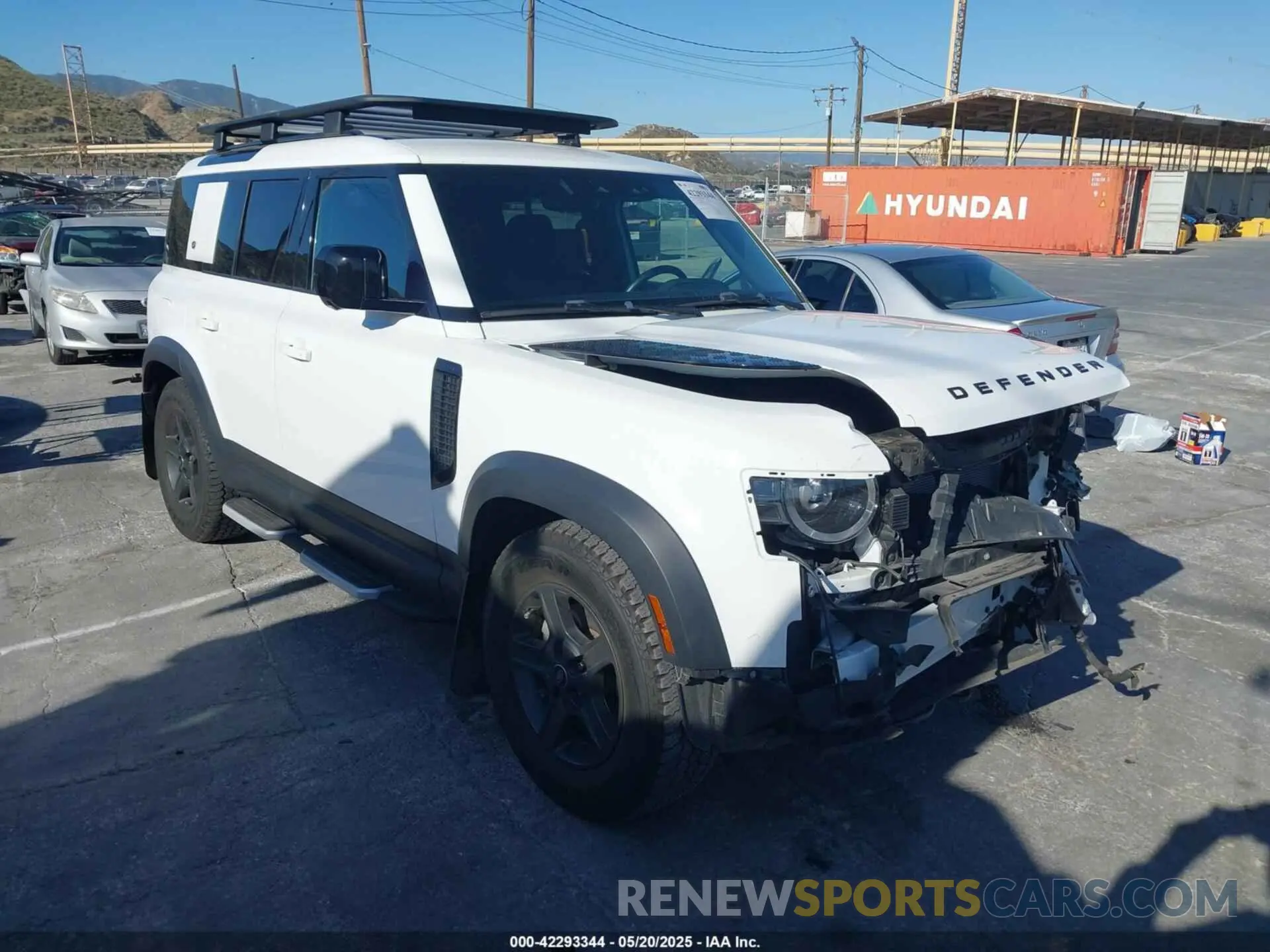 1 Фотография поврежденного автомобиля SALEJ7EX8P2110657 LAND ROVER DEFENDER 2023