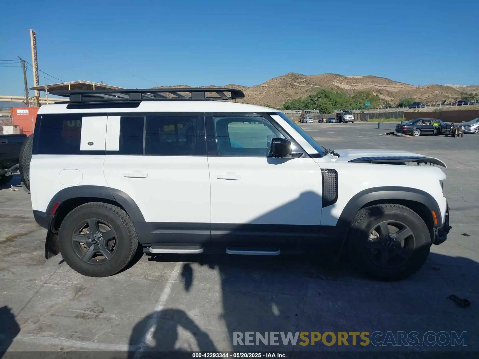 13 Фотография поврежденного автомобиля SALEJ7EX8P2110657 LAND ROVER DEFENDER 2023