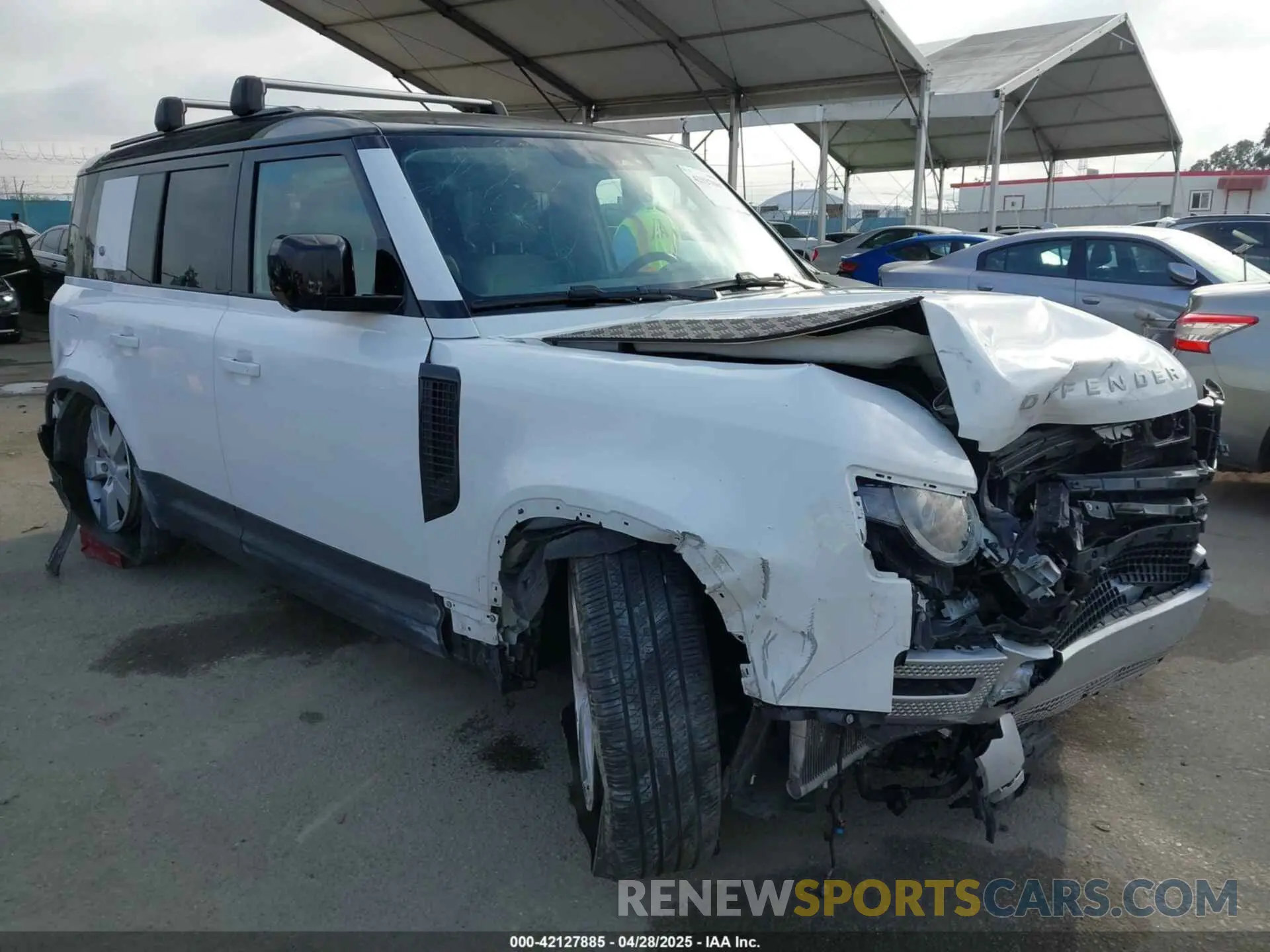 1 Photograph of a damaged car SALEPEEU0P2120981 LAND ROVER DEFENDER 2023