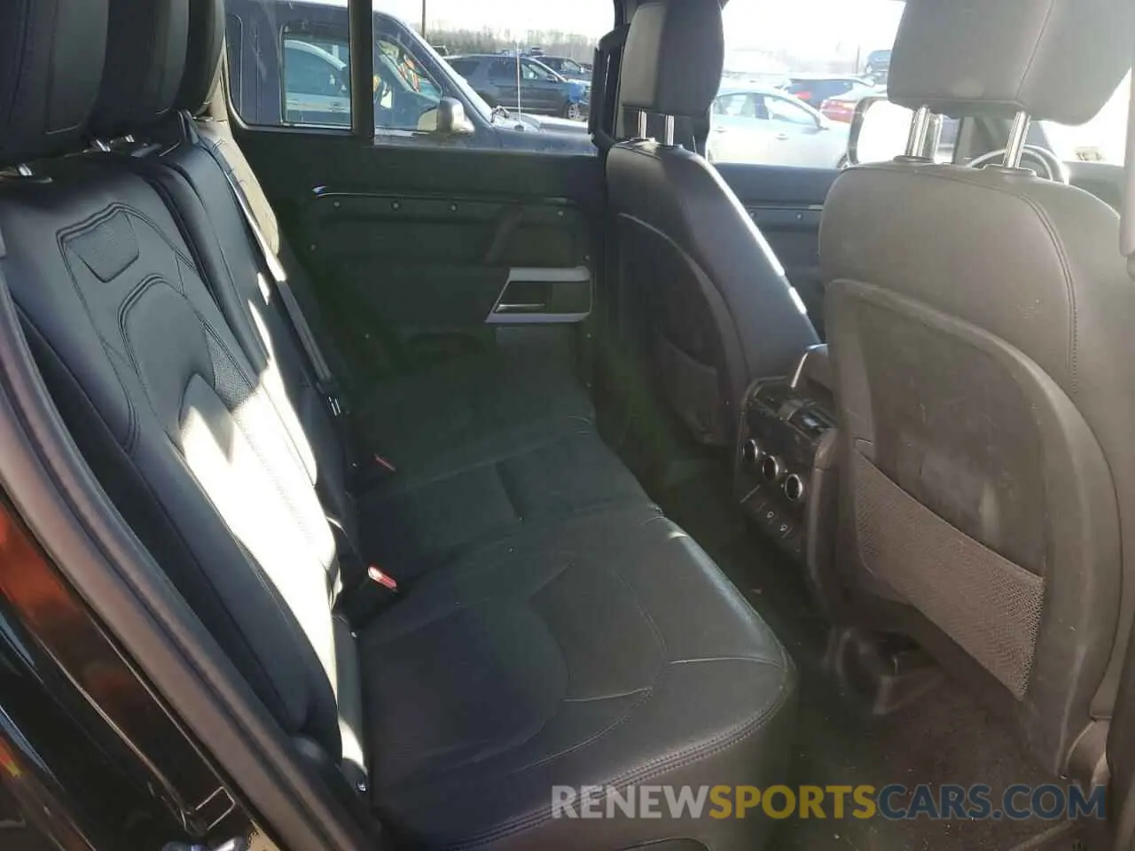 11 Фотография поврежденного автомобиля SALEPEEU7P2115633 LAND ROVER DEFENDER 2023
