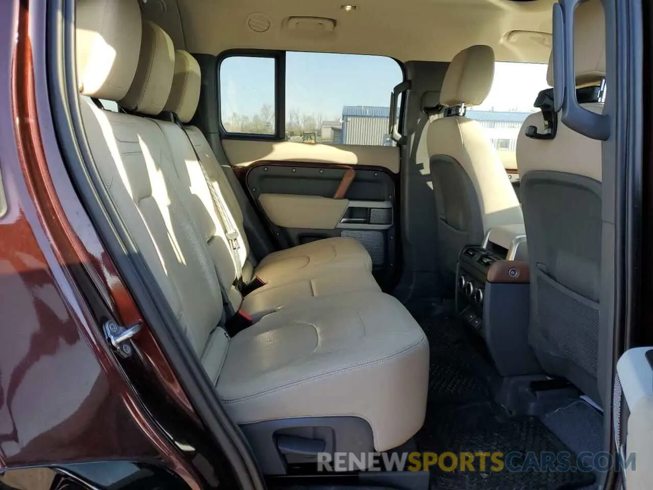 11 Фотография поврежденного автомобиля SALEPFEUXP2169353 LAND ROVER DEFENDER 2023