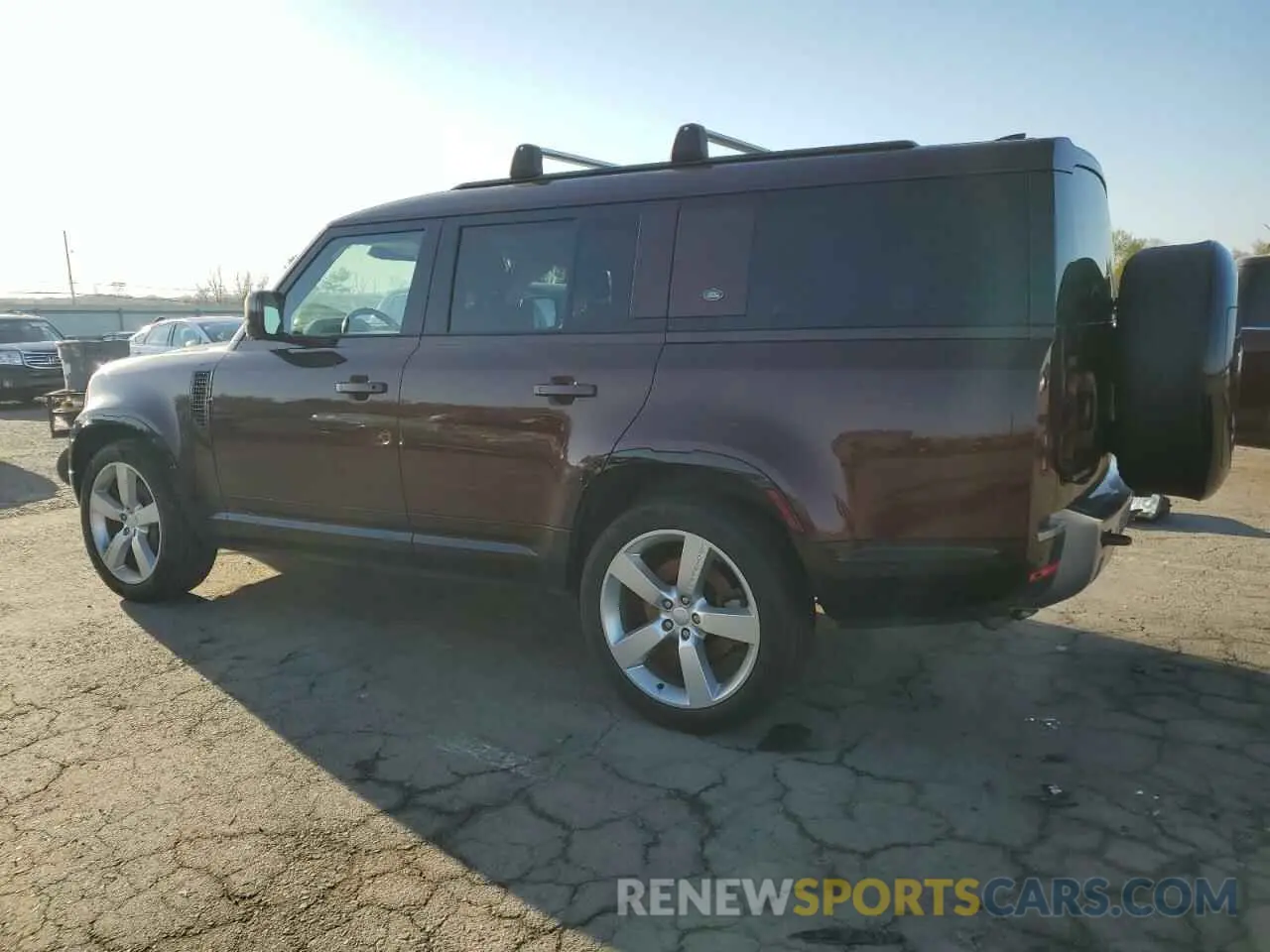 2 Фотография поврежденного автомобиля SALEPFEUXP2169353 LAND ROVER DEFENDER 2023