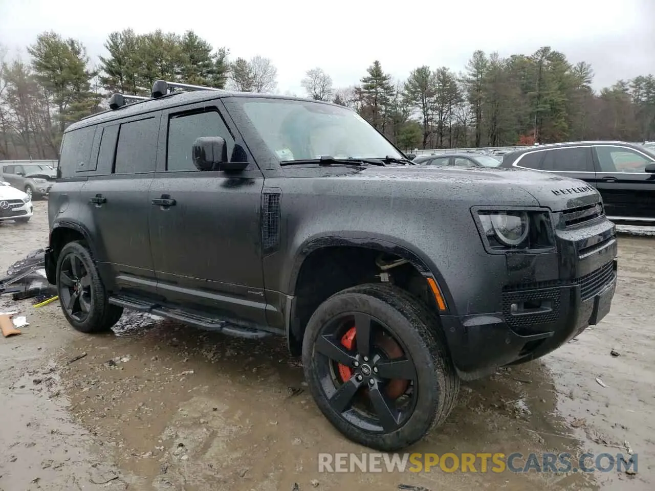 4 Фотография поврежденного автомобиля SALEXEEU8P2111784 LAND ROVER DEFENDER 2023