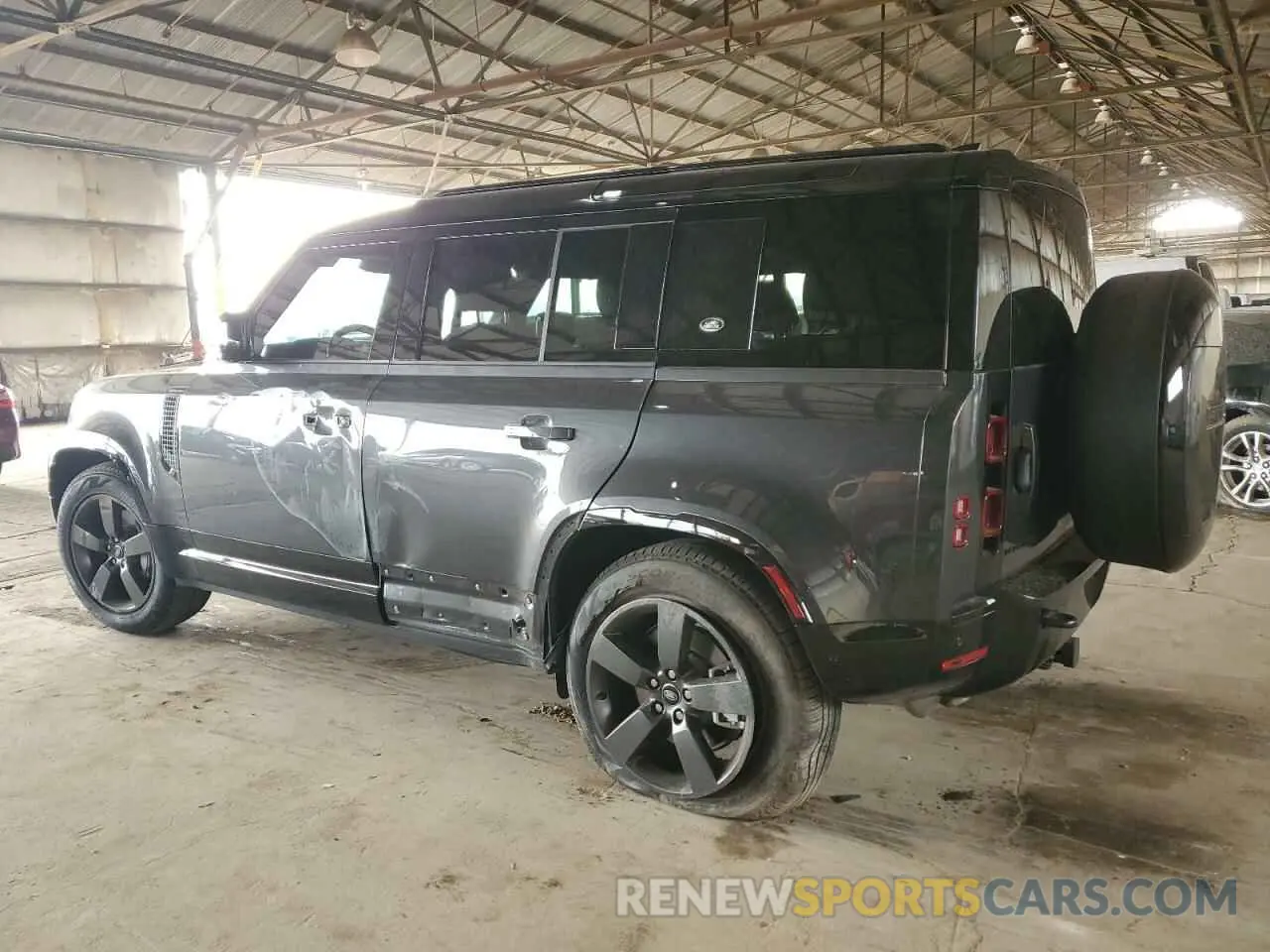 2 Photograph of a damaged car SALE27EU9R2318312 LAND ROVER DEFENDER 2024
