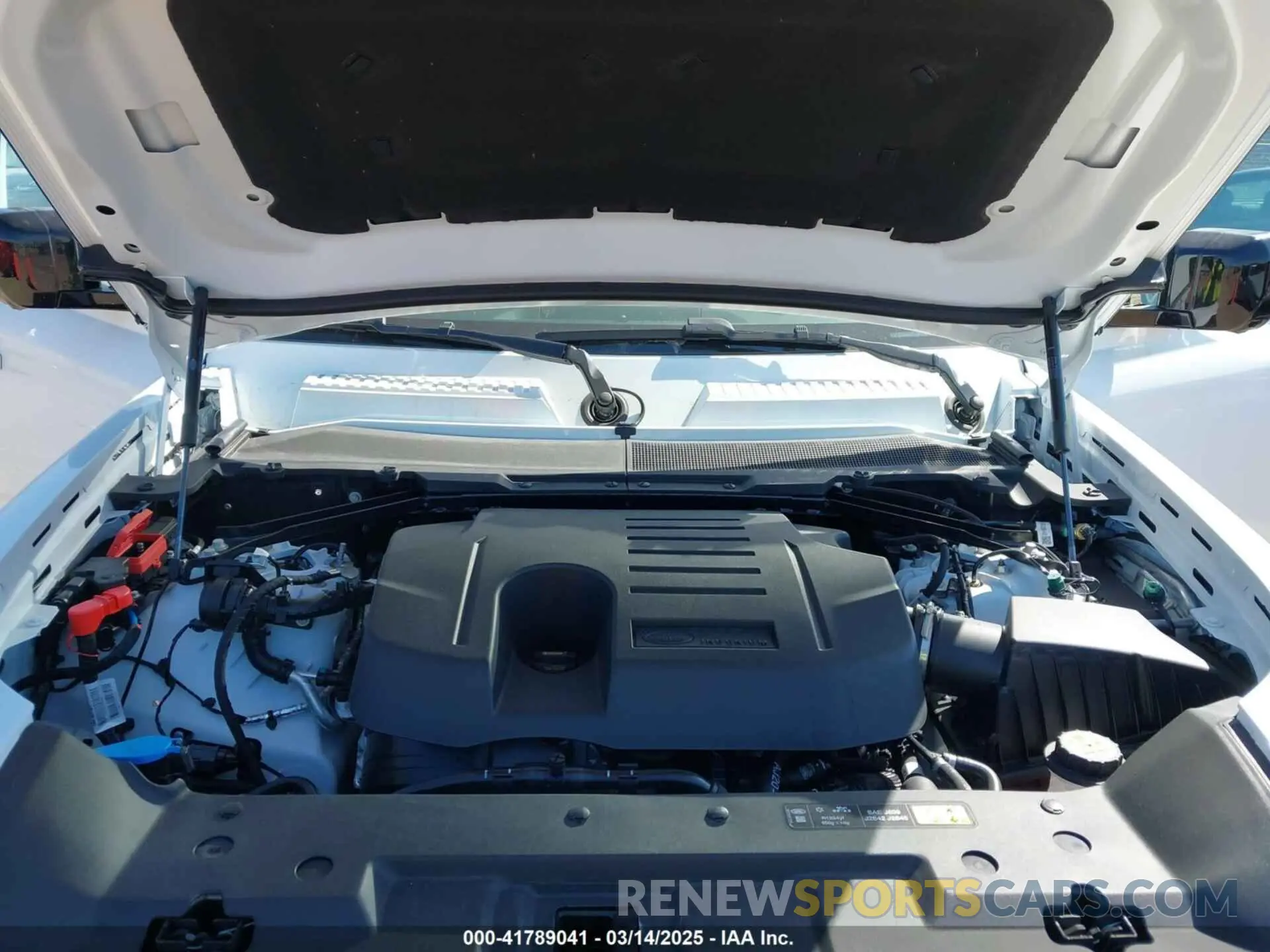 10 Photograph of a damaged car SALEJ7EU6R2339332 LAND ROVER DEFENDER 2024