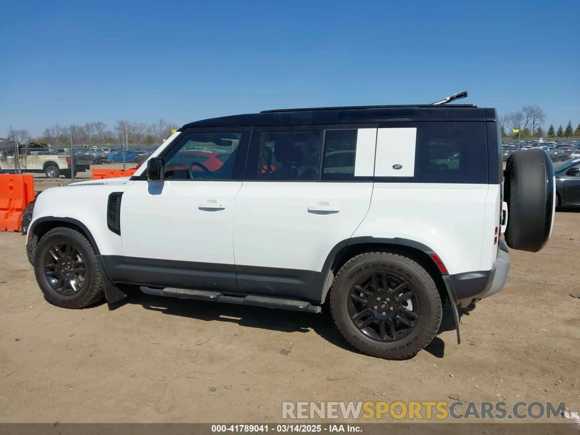 14 Photograph of a damaged car SALEJ7EU6R2339332 LAND ROVER DEFENDER 2024