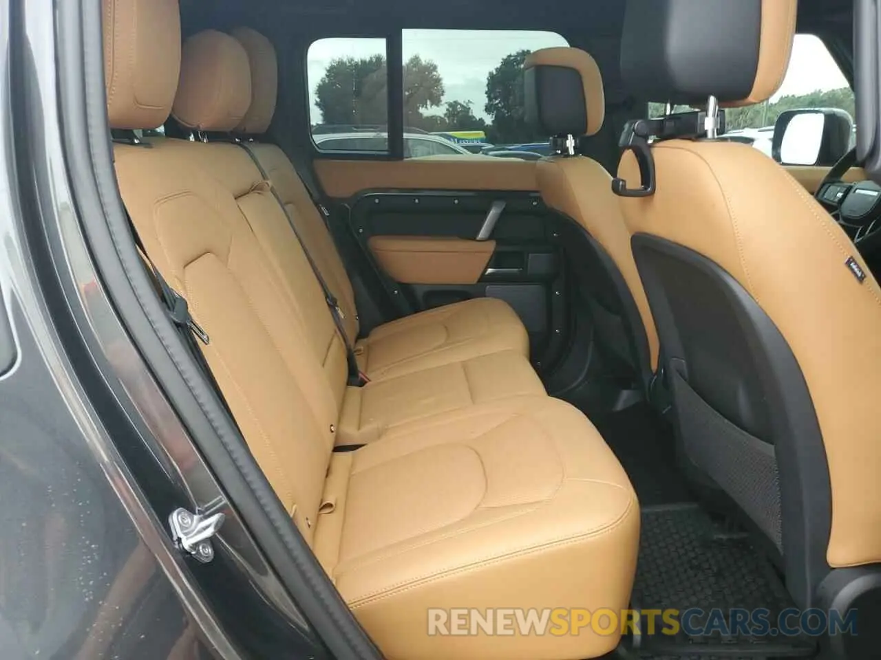 10 Фотография поврежденного автомобиля SALEWEEE4R2330773 LAND ROVER DEFENDER 2024