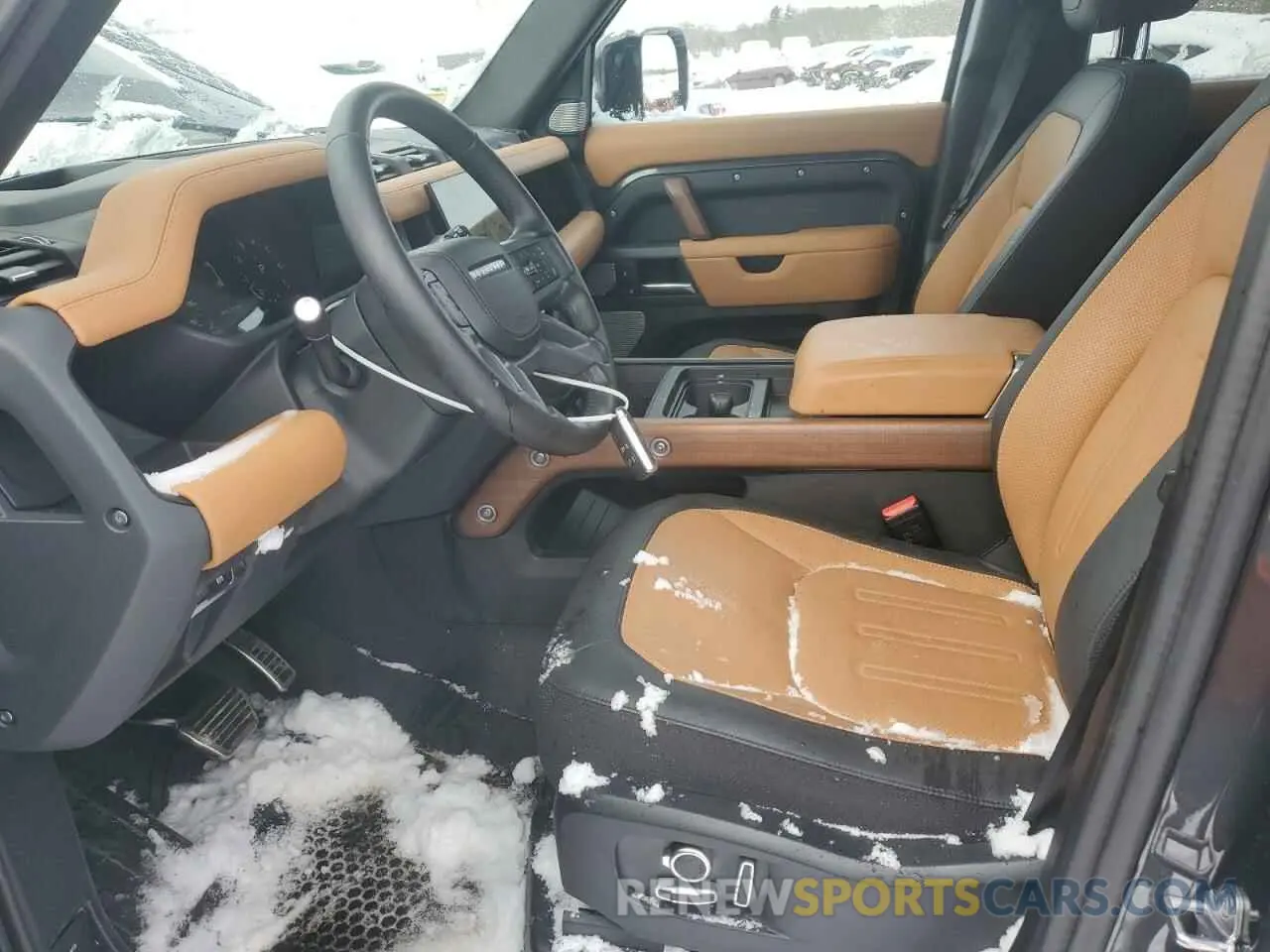 7 Photograph of a damaged car SALEXFEU3R2356517 LAND ROVER DEFENDER 2024
