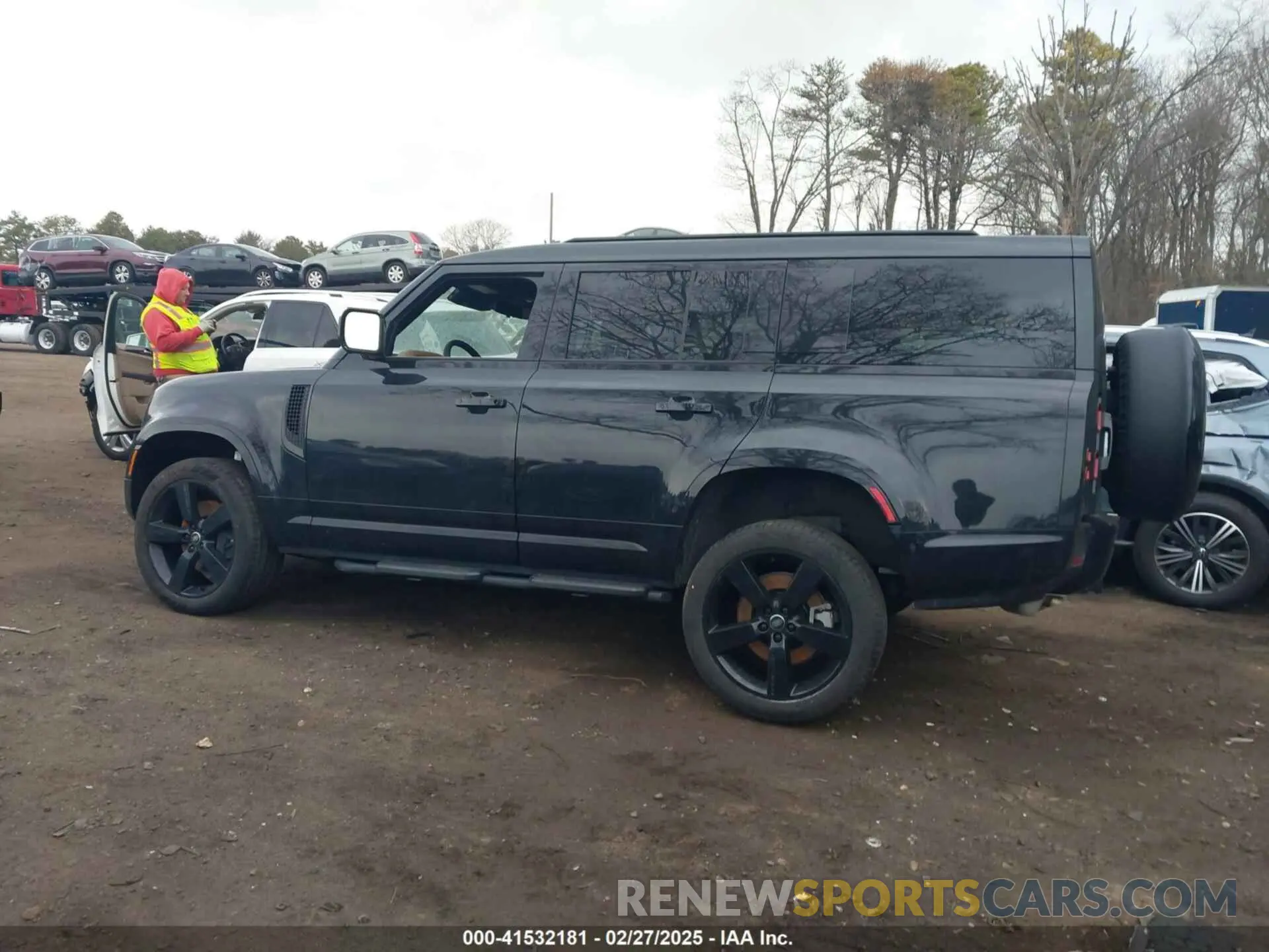 14 Фотография поврежденного автомобиля SALE2FEU3S2385830 LAND ROVER DEFENDER 2025