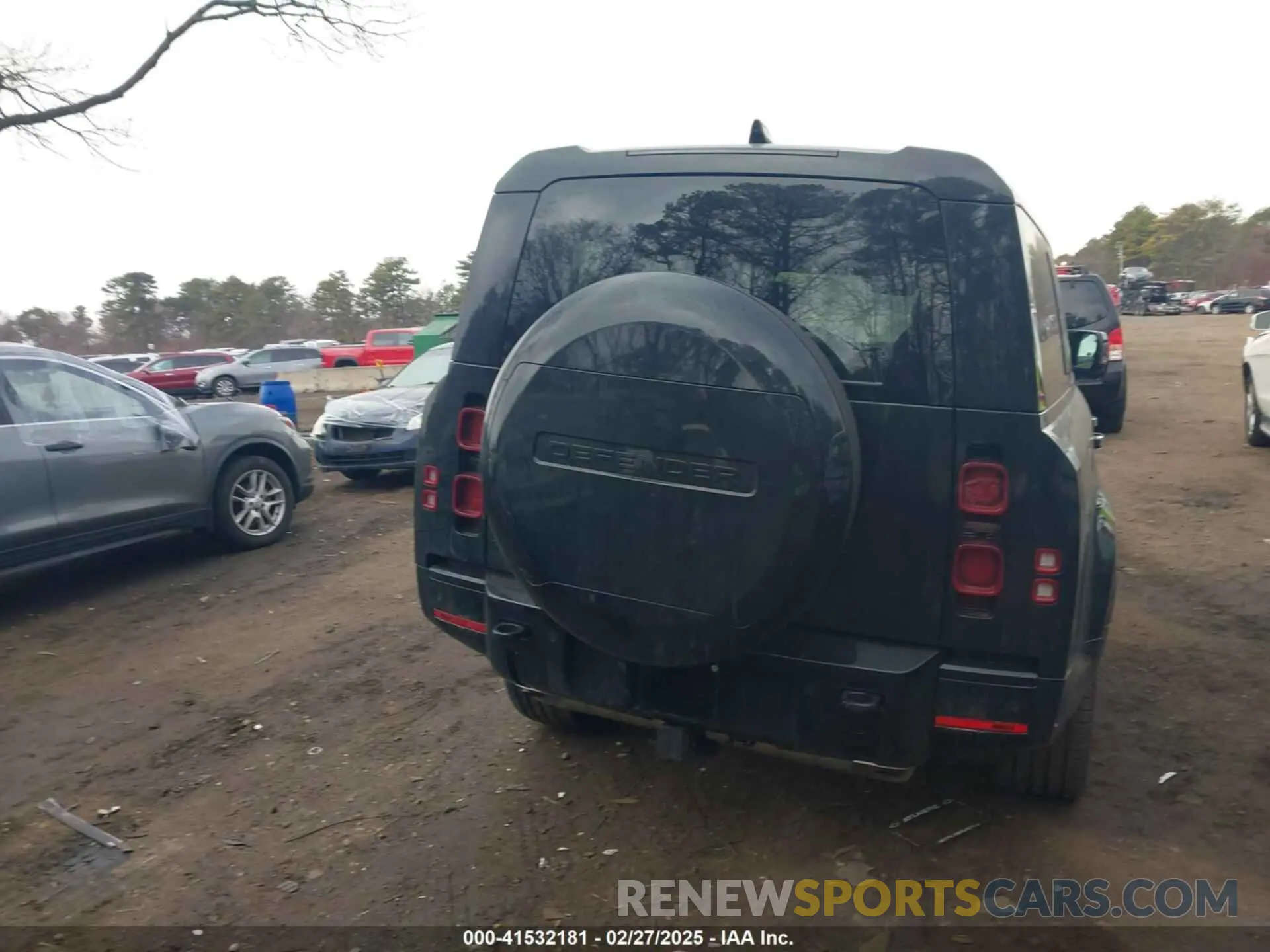 16 Фотография поврежденного автомобиля SALE2FEU3S2385830 LAND ROVER DEFENDER 2025
