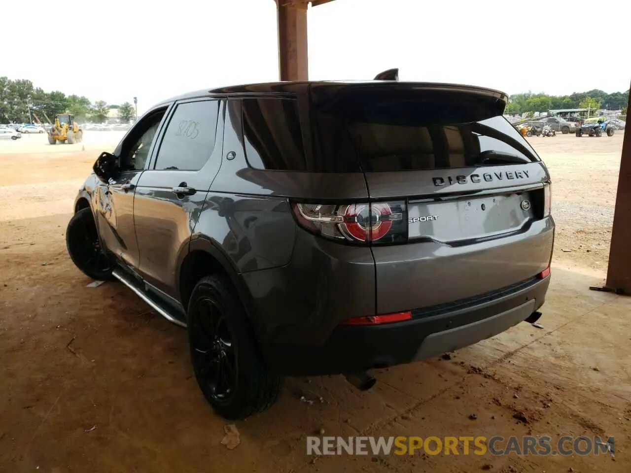 3 Photograph of a damaged car SALCP2FX1KH826006 LAND ROVER DISCOVERY 2019