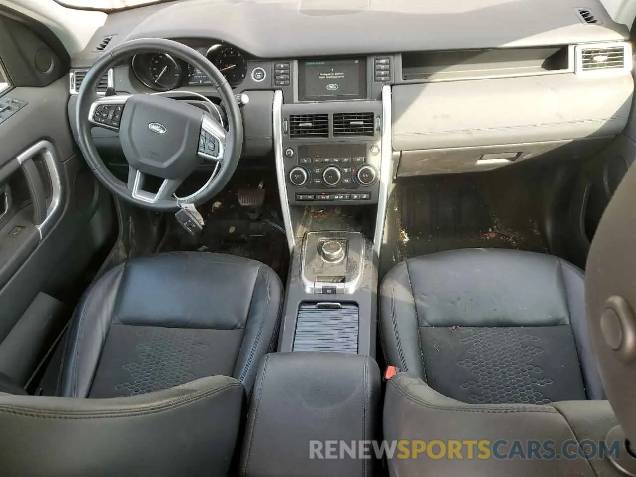 8 Photograph of a damaged car SALCP2FX3KH818764 LAND ROVER DISCOVERY 2019