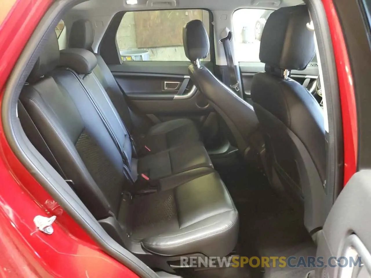 11 Photograph of a damaged car SALCP2FX5KH829488 LAND ROVER DISCOVERY 2019