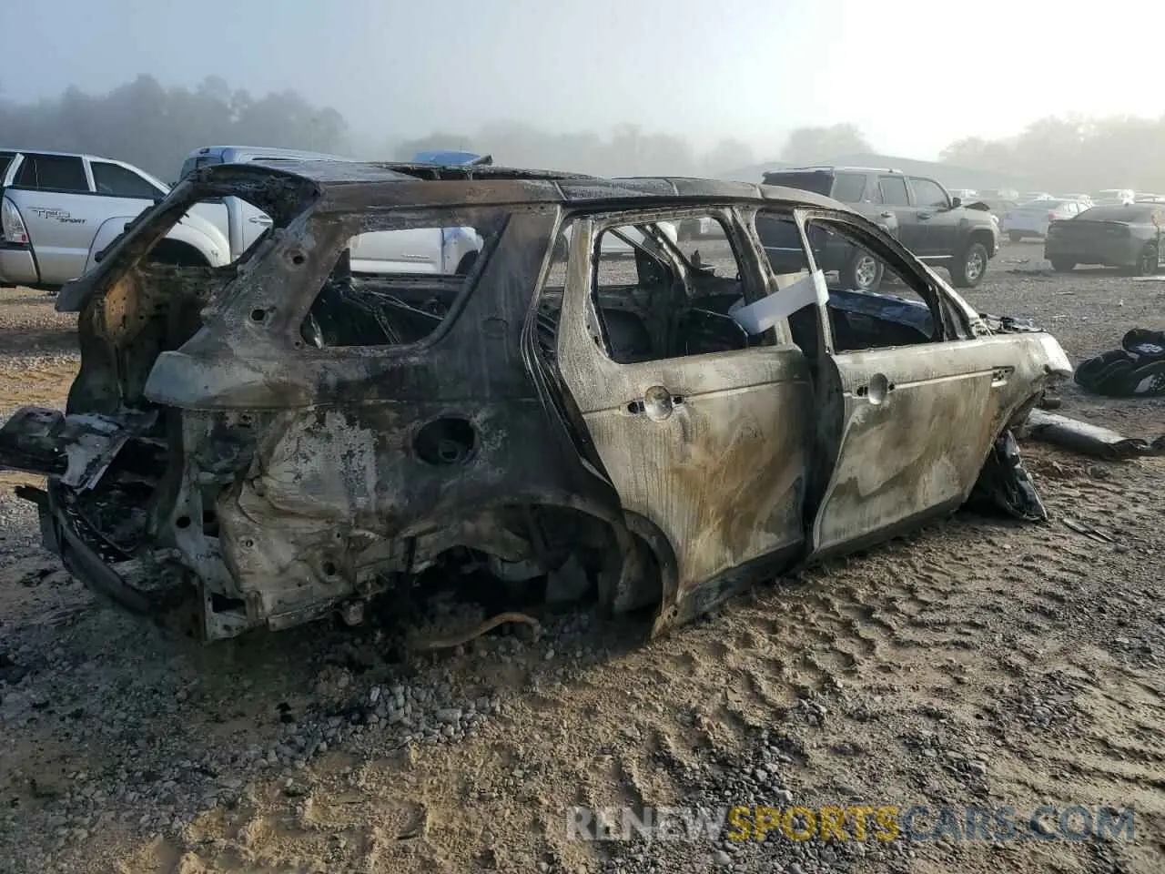 3 Photograph of a damaged car SALCR2FX1KH807711 LAND ROVER DISCOVERY 2019