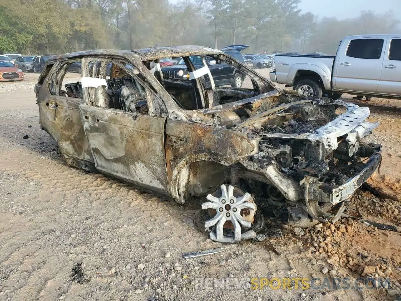 4 Photograph of a damaged car SALCR2FX1KH807711 LAND ROVER DISCOVERY 2019