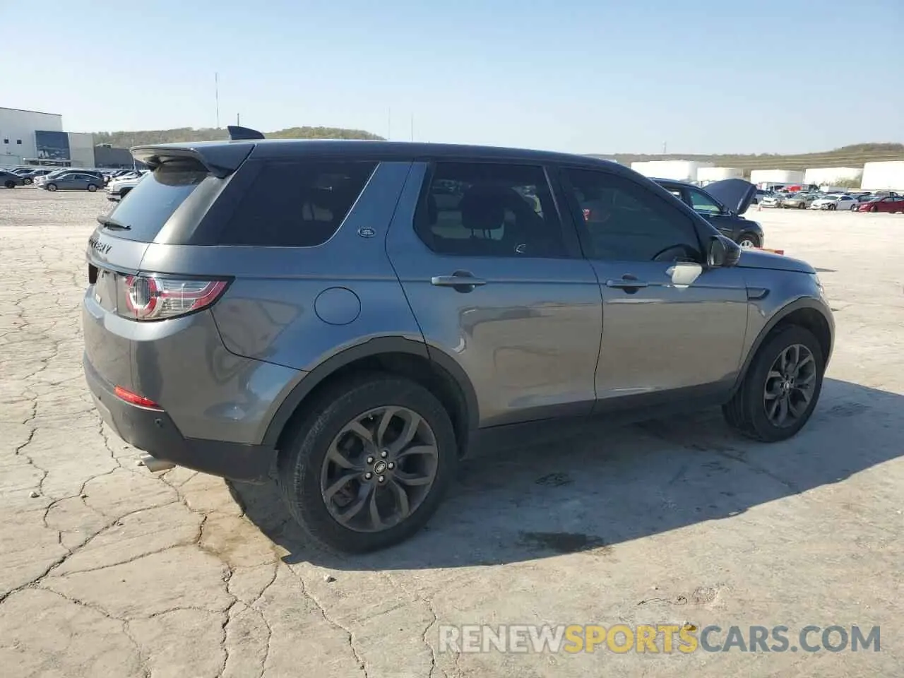 3 Фотография поврежденного автомобиля SALCR2FX5KH797278 LAND ROVER DISCOVERY 2019